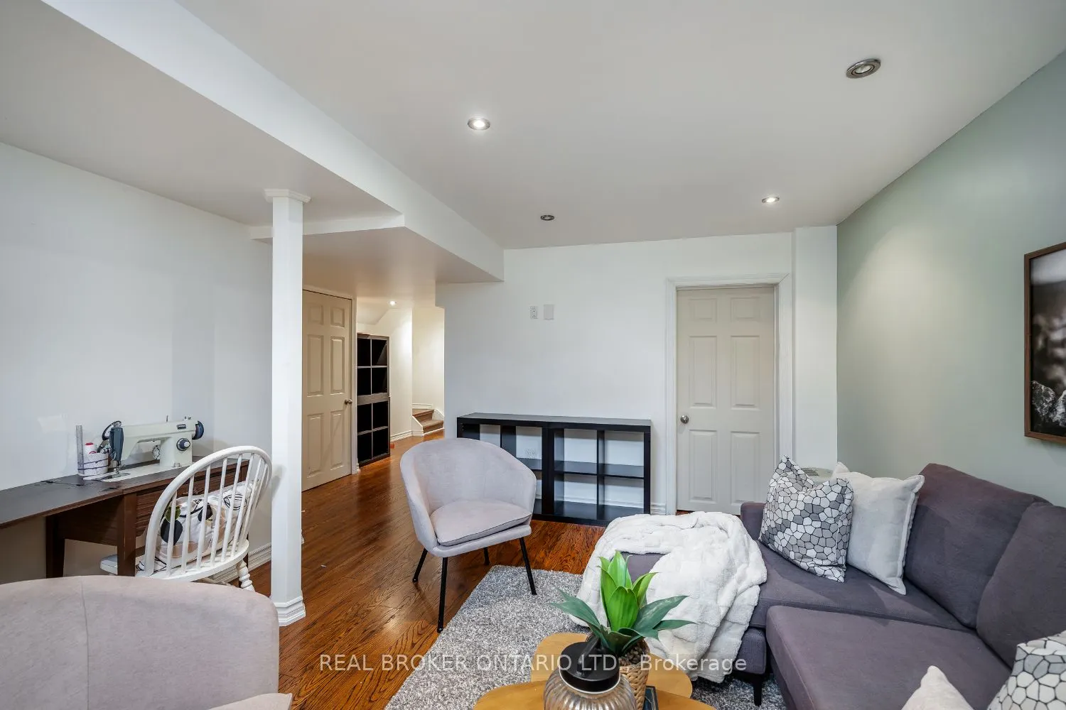 115 William Cowles Drive