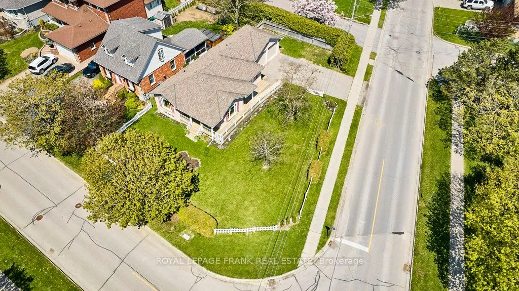 519 Alma Street