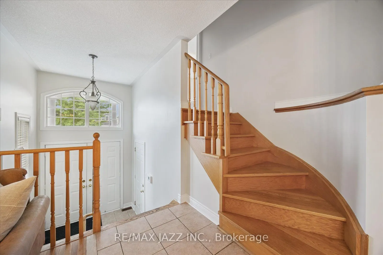 12 Lacroix Court