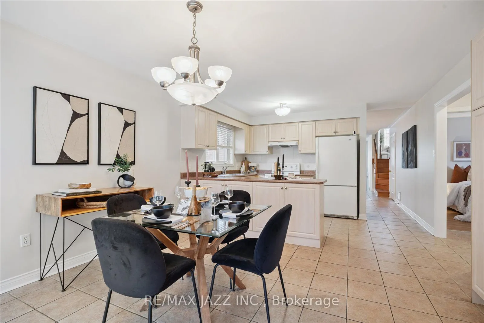 12 Lacroix Court