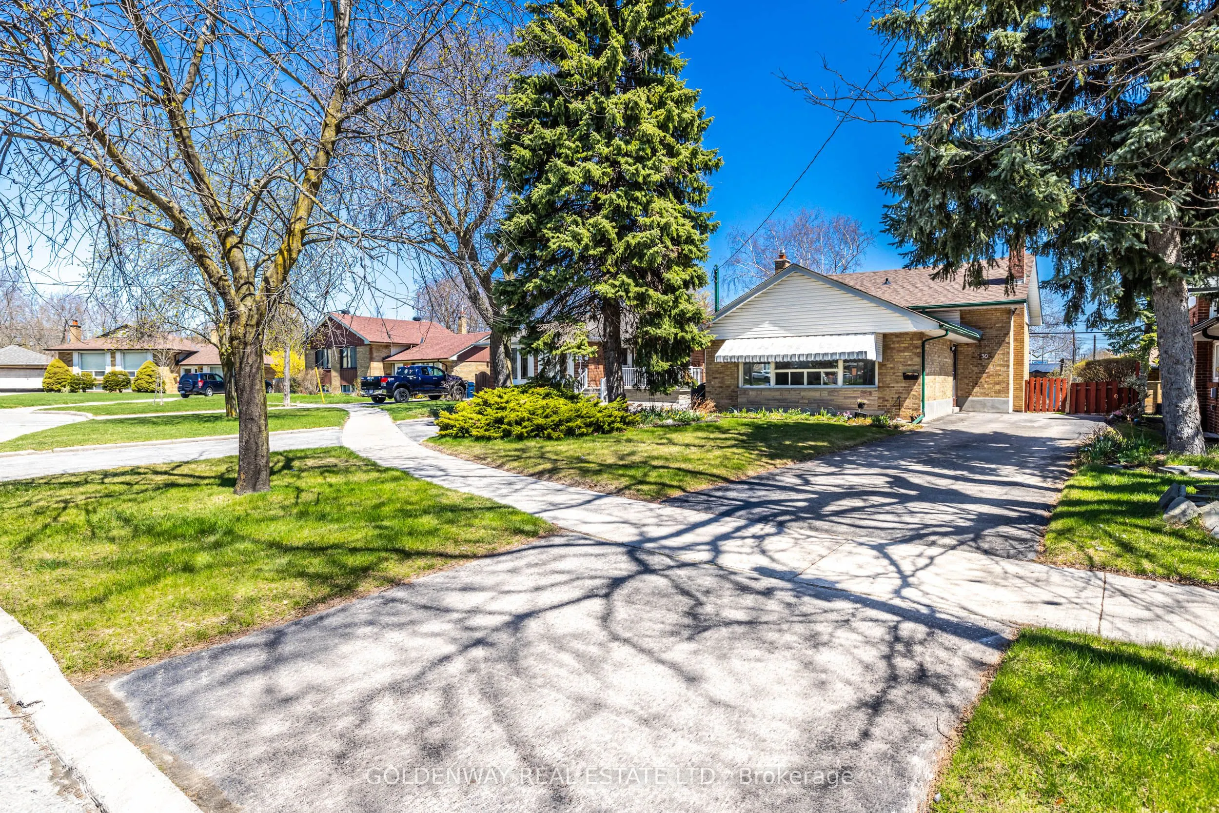 30 Mendip Crescent, #Lower