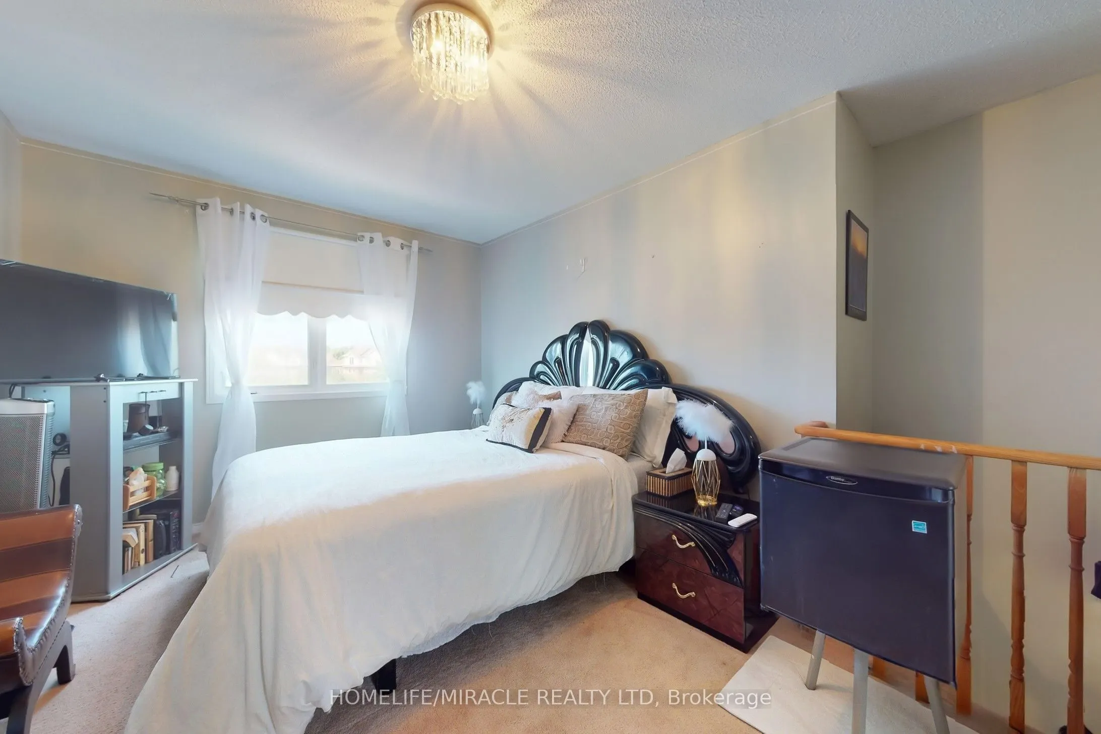57 Hedge End Road, #8