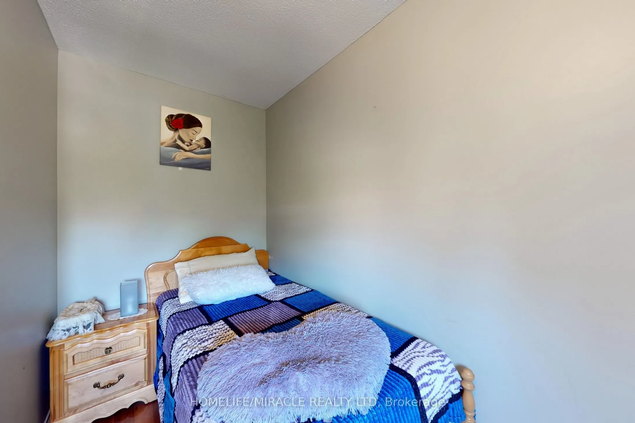 57 Hedge End Road, #8
