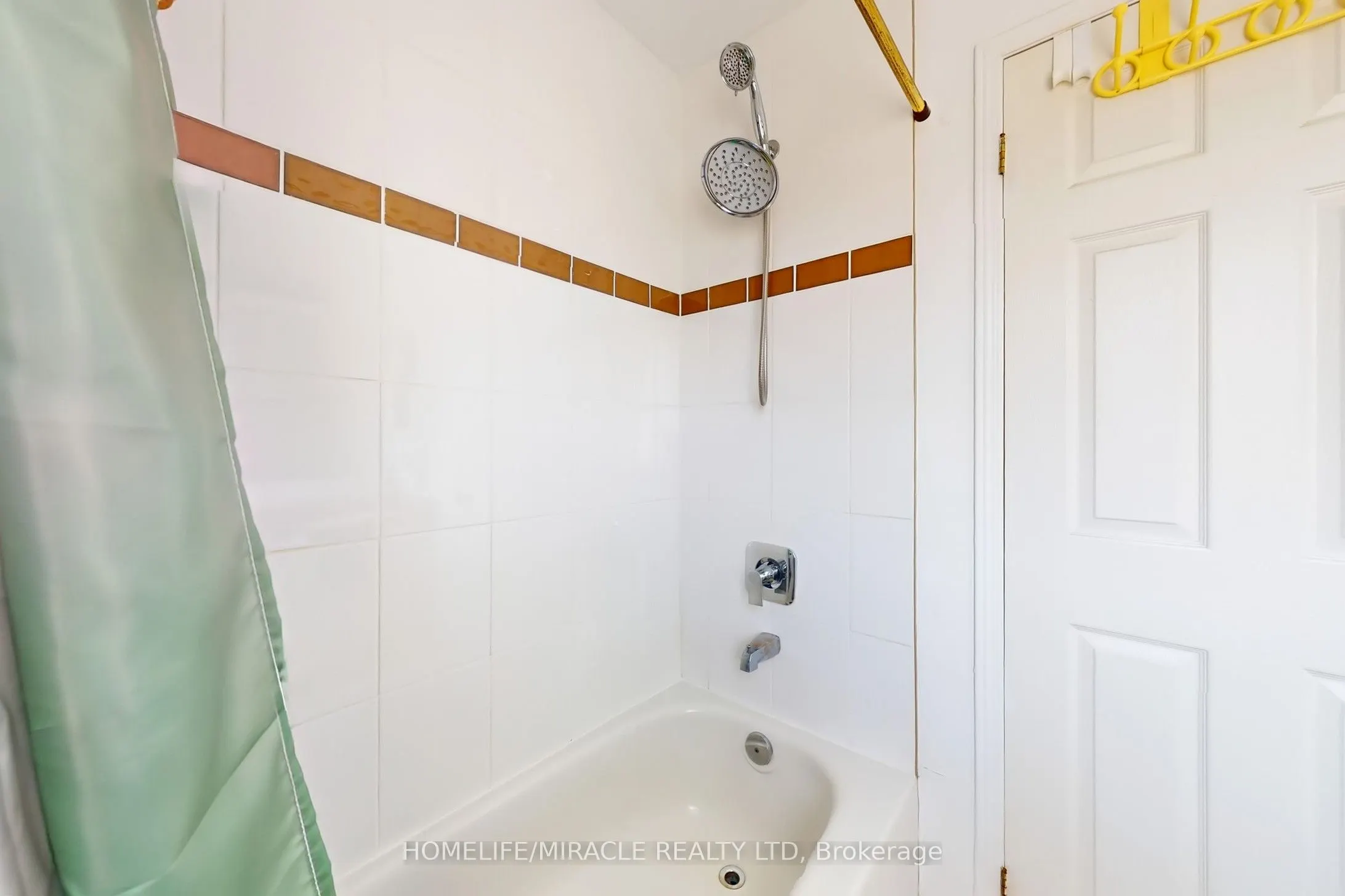 57 Hedge End Road, #8