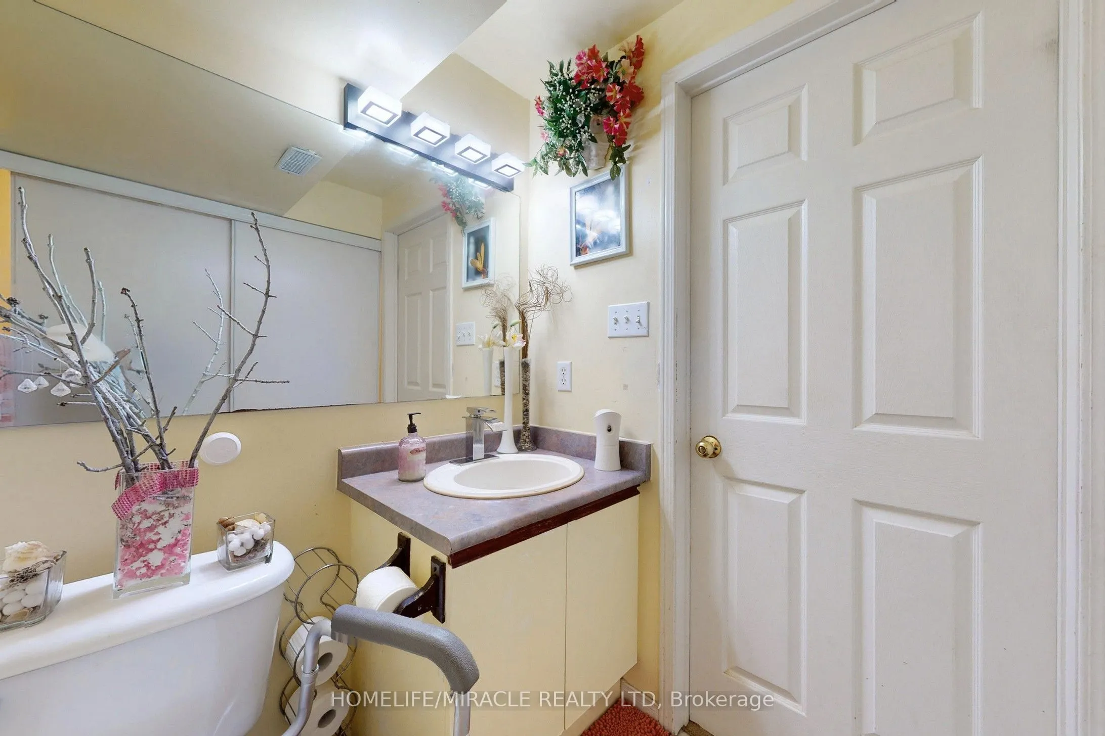 57 Hedge End Road, #8