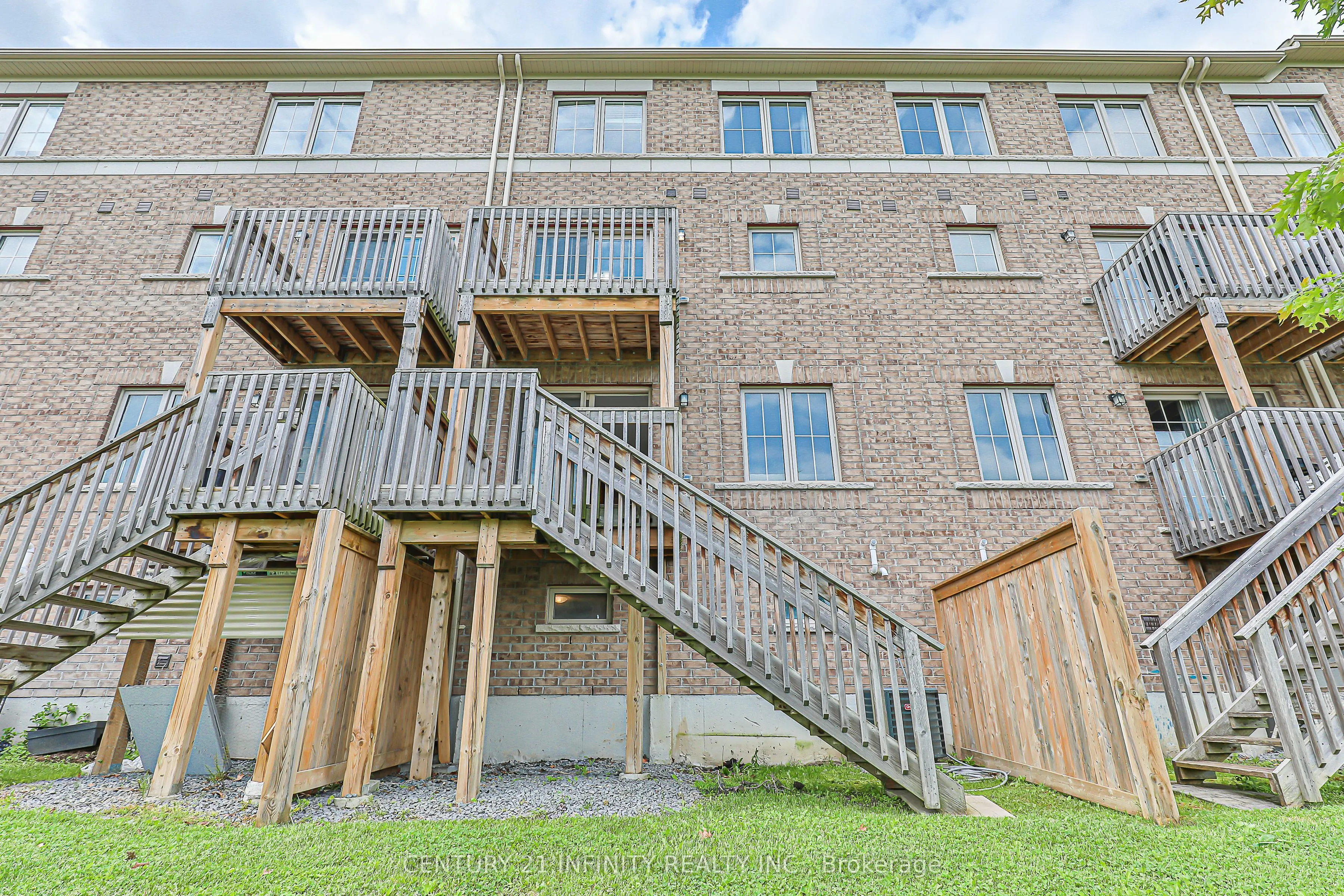 2605 Deputy Minister Way, #3