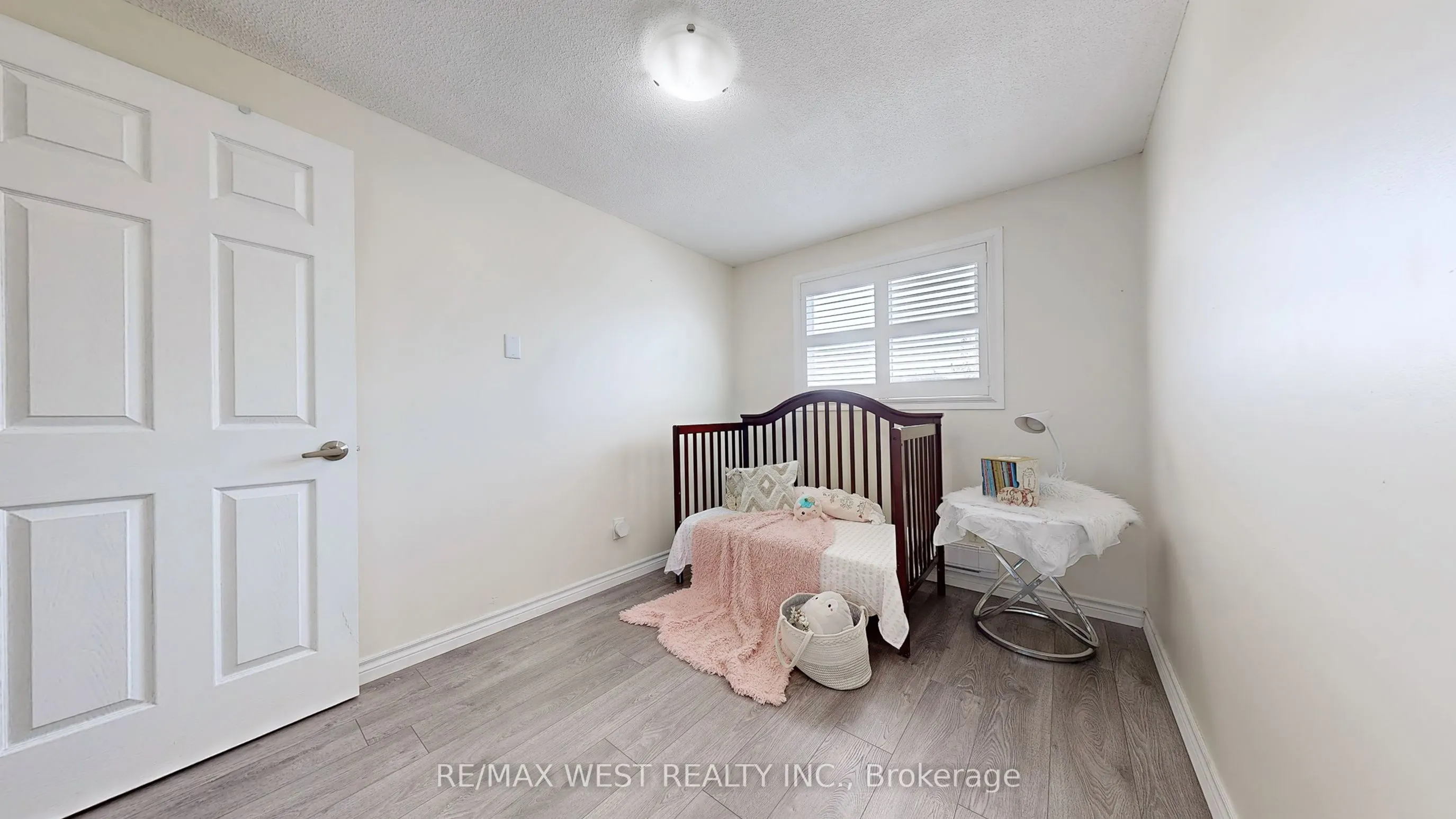 325 Killarney Court
