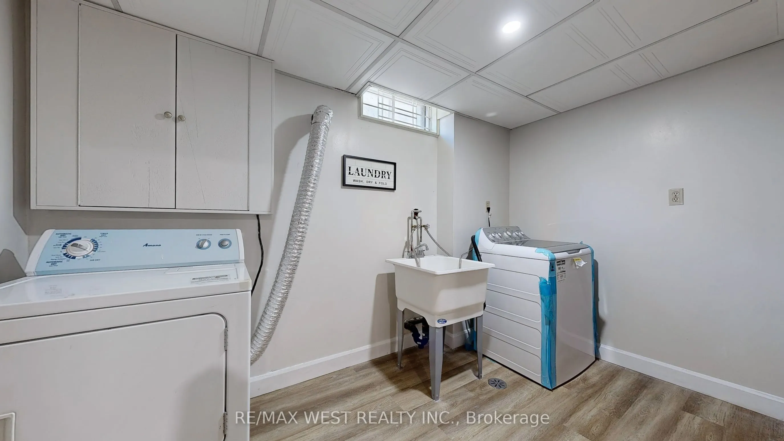 325 Killarney Court