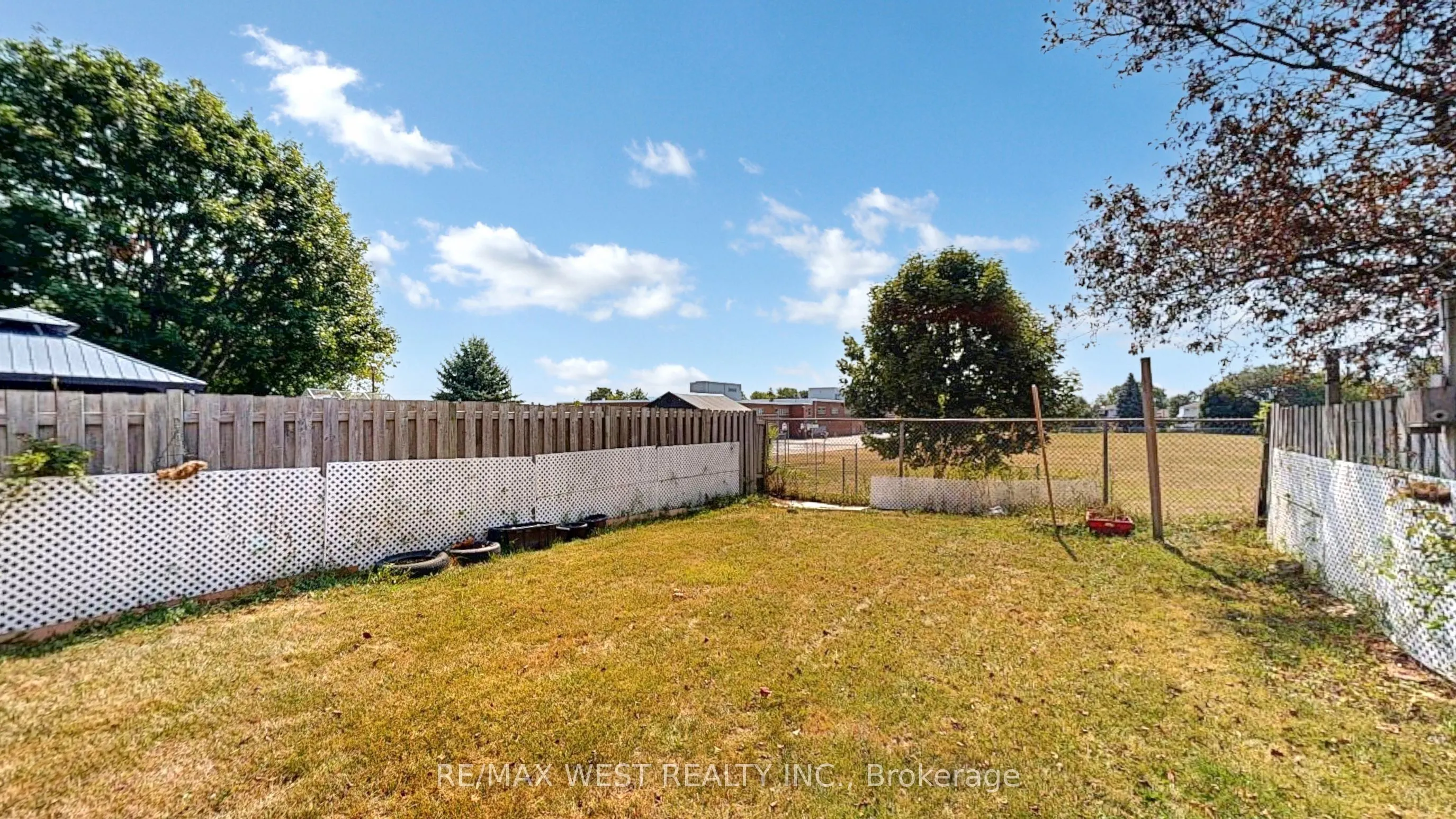 325 Killarney Court