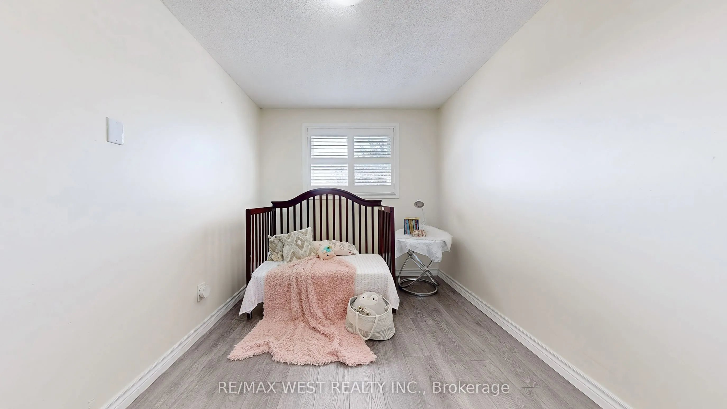 325 Killarney Court
