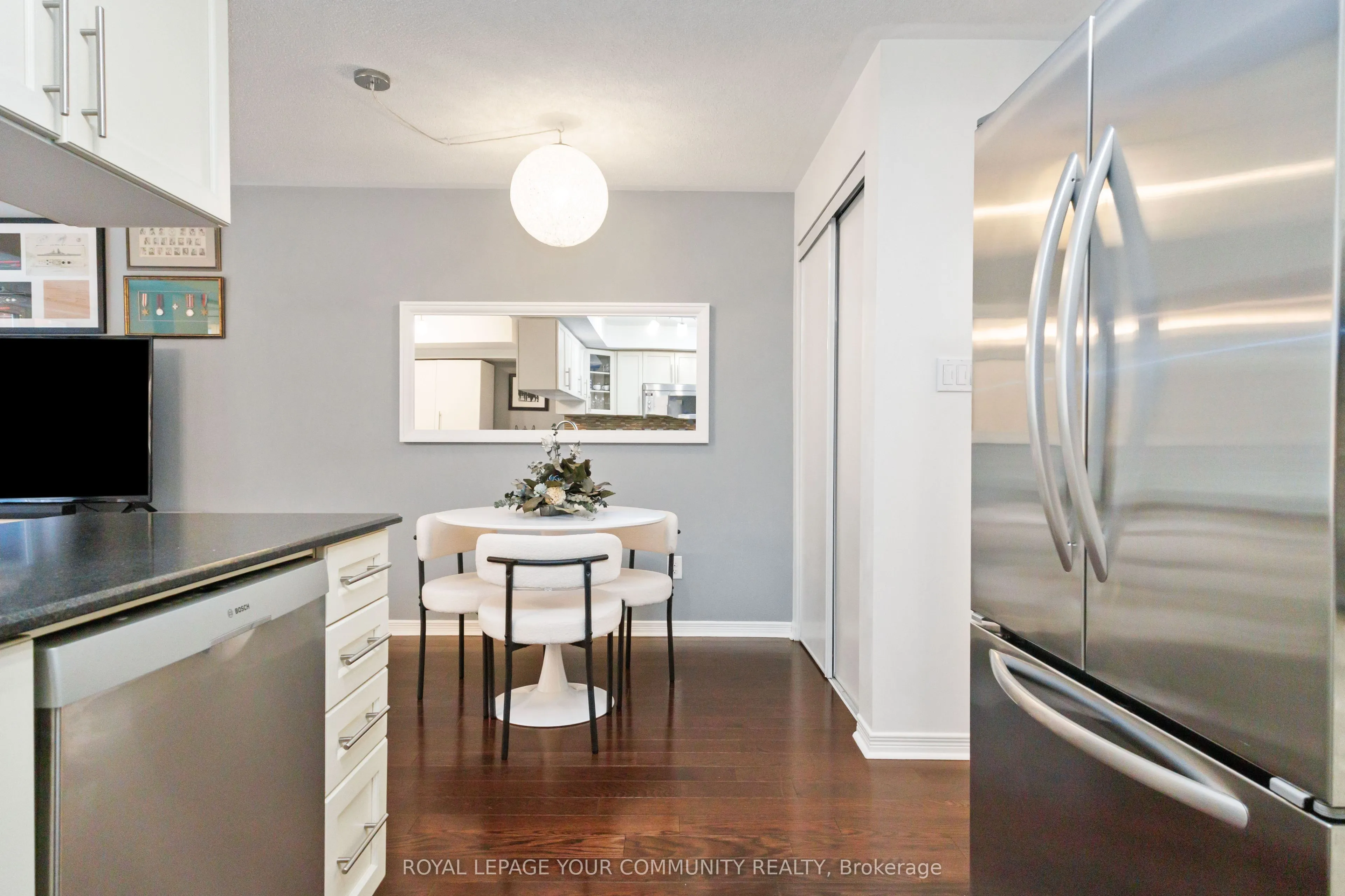 11 Frances Loring Lane, #8