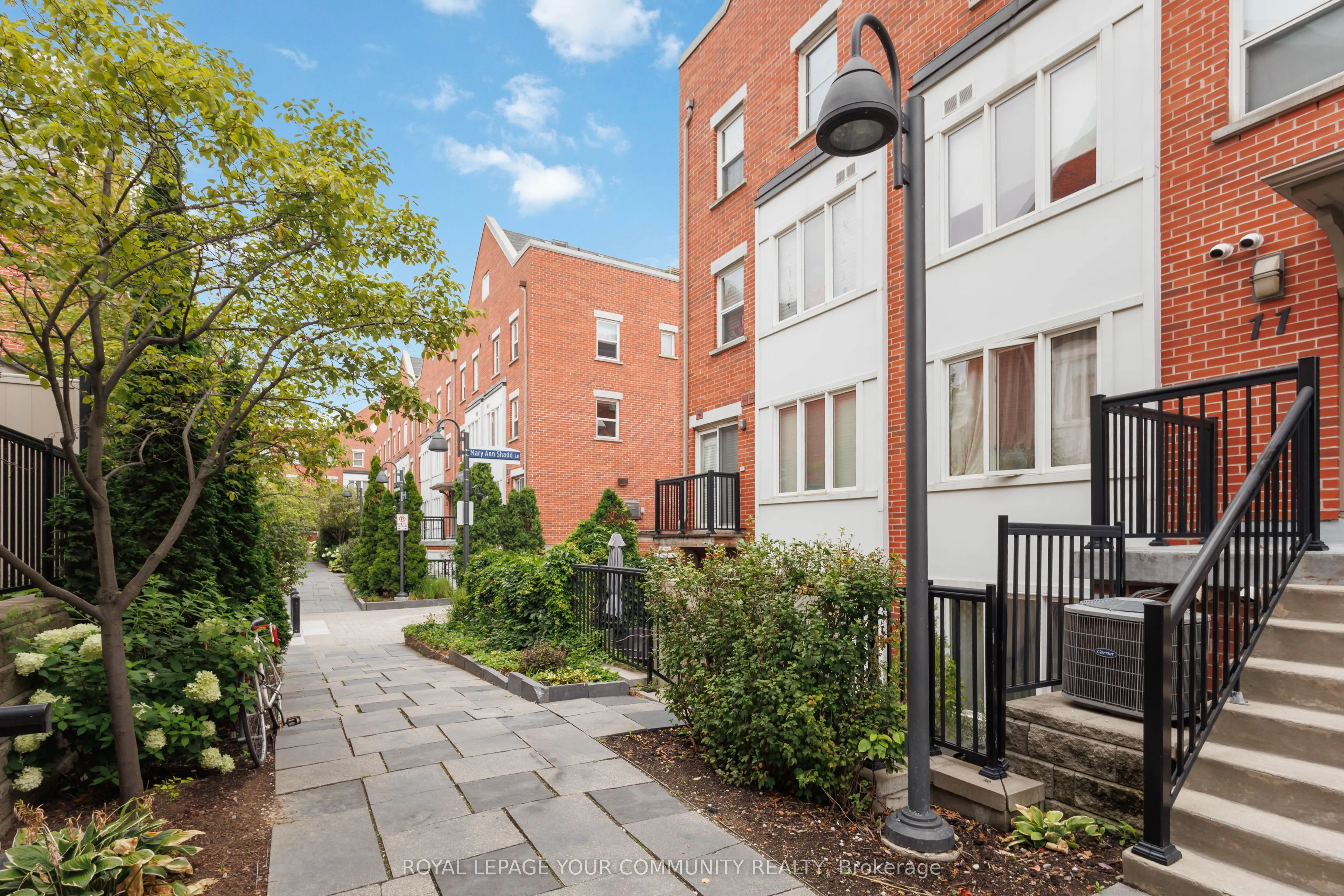11 Frances Loring Lane, #8
