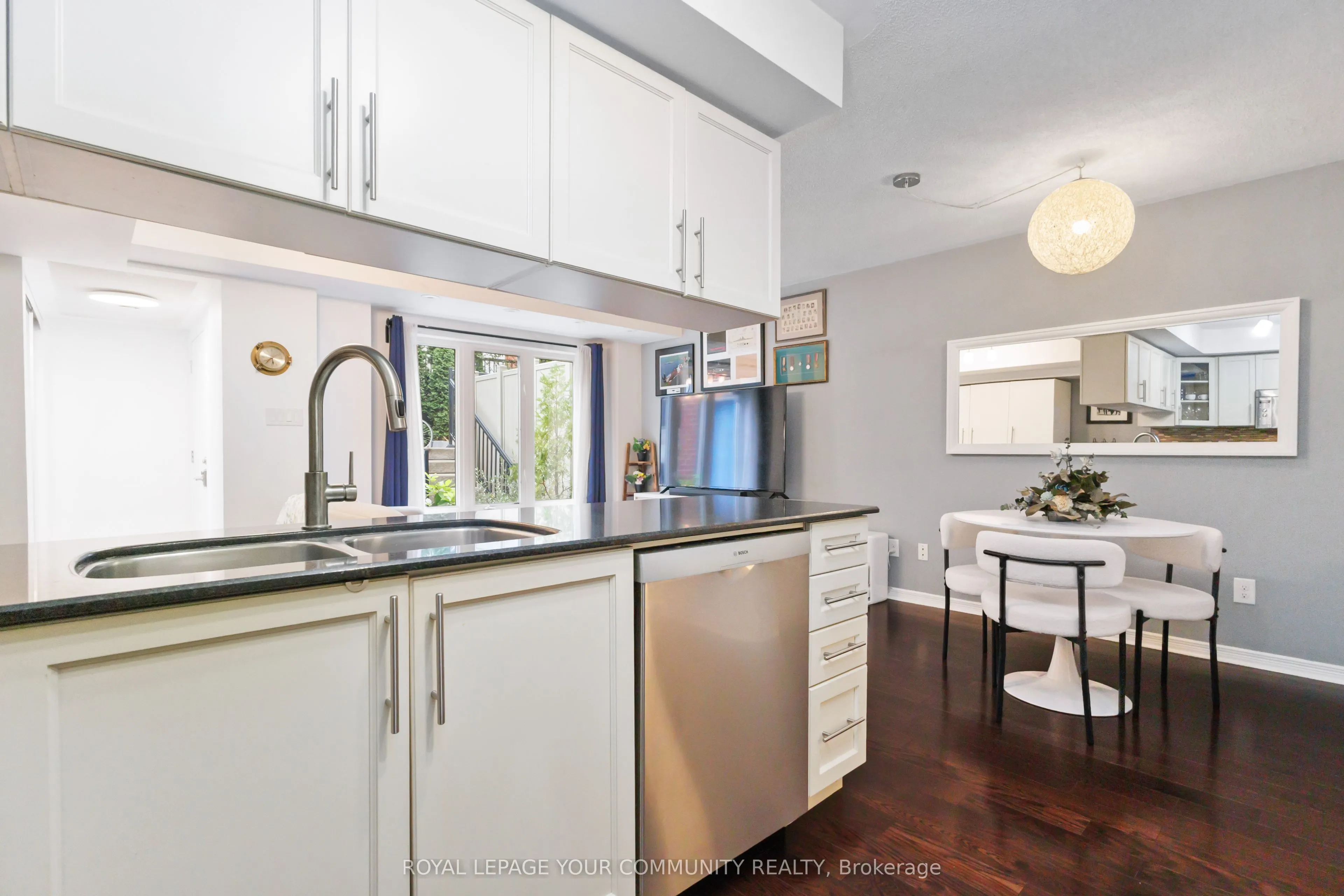 11 Frances Loring Lane, #8