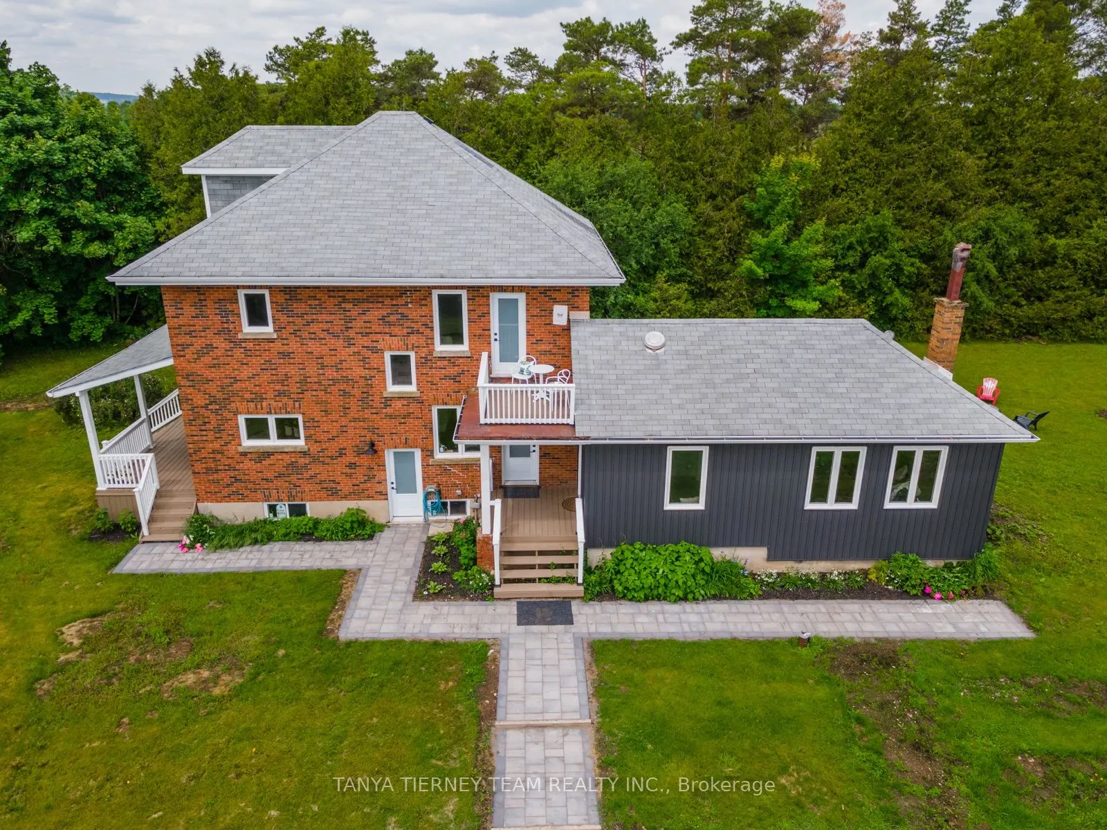 275 Scugog 14 Line