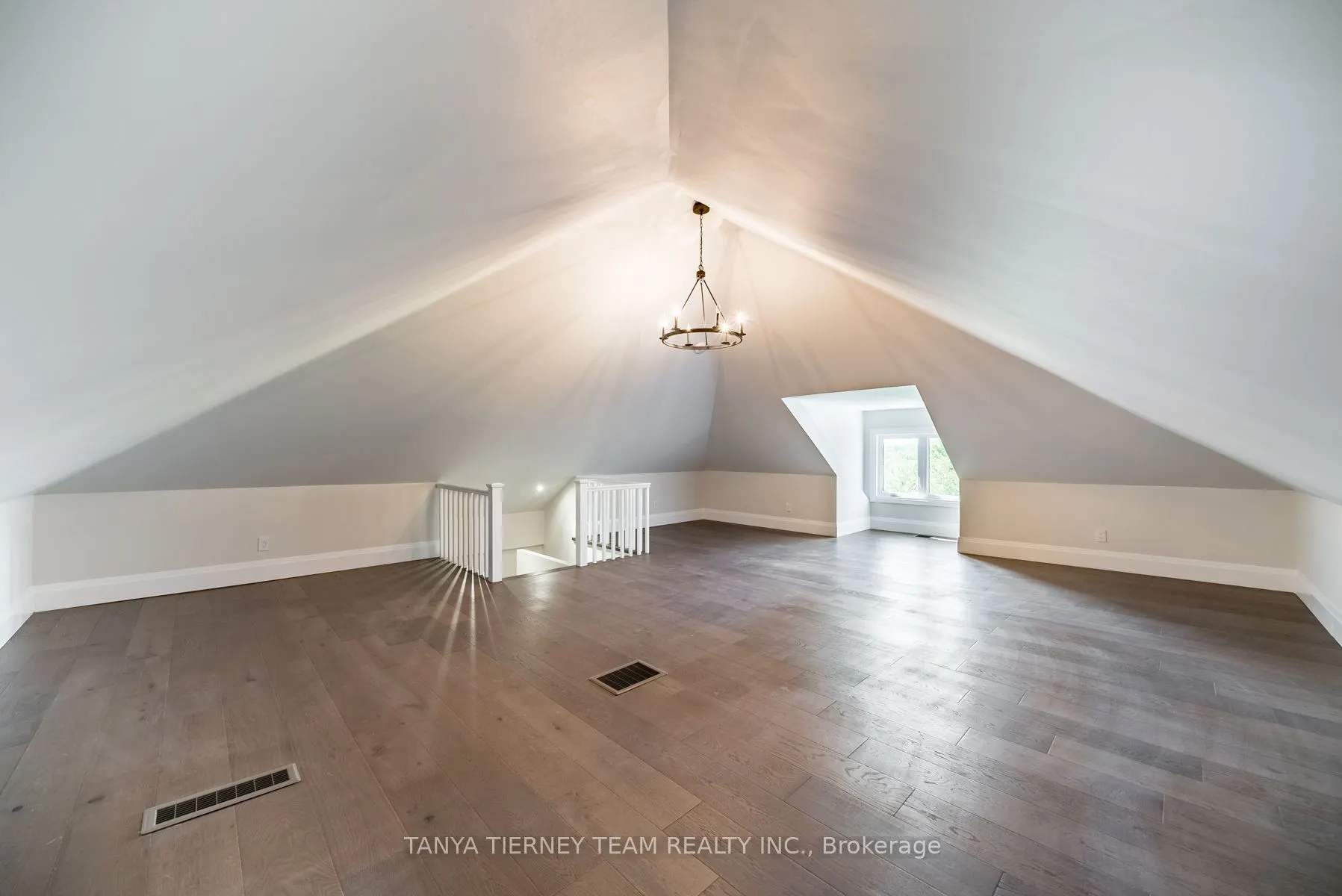 275 Scugog 14 Line