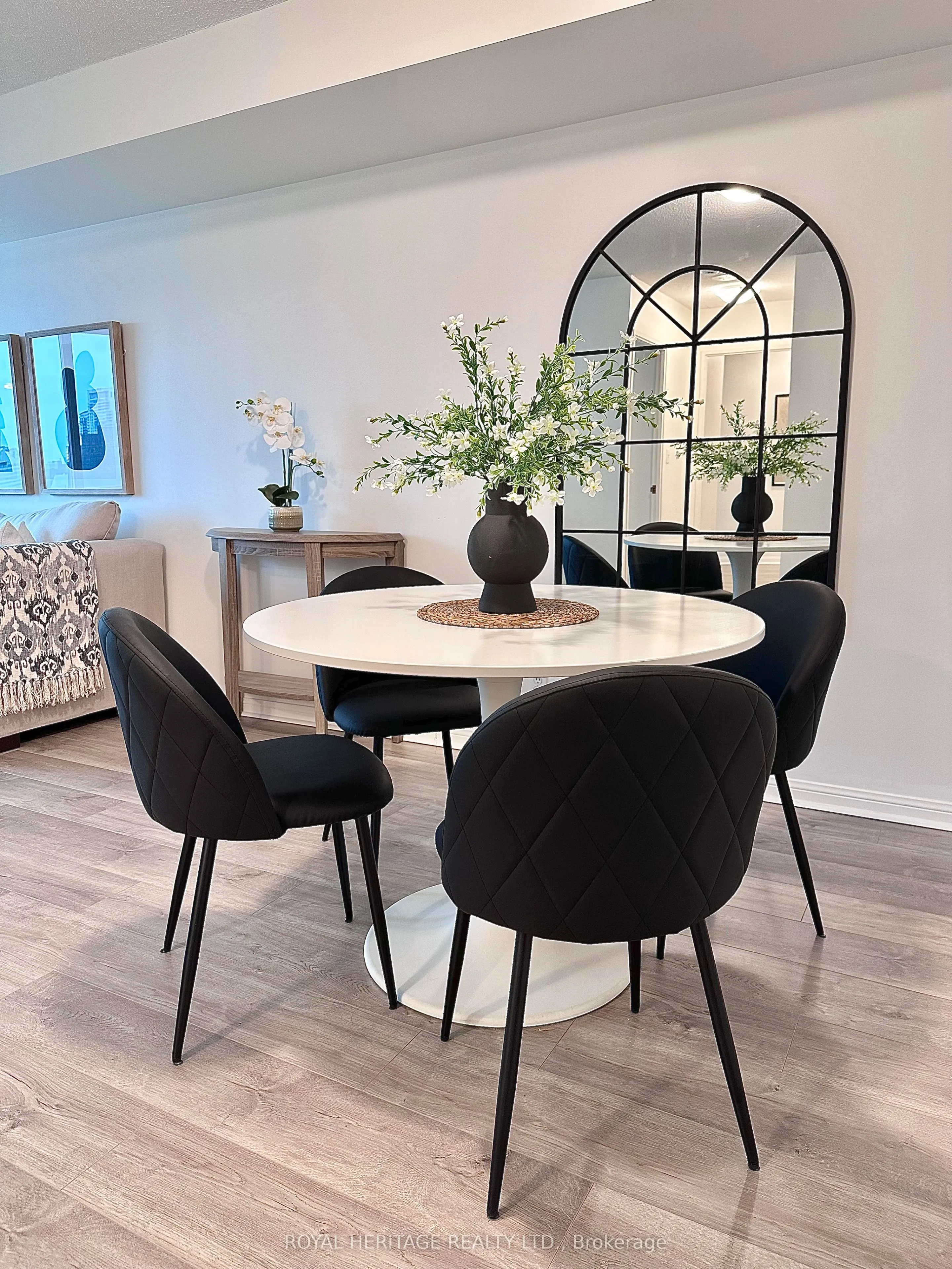 18 Lee Centre Drive, #2110