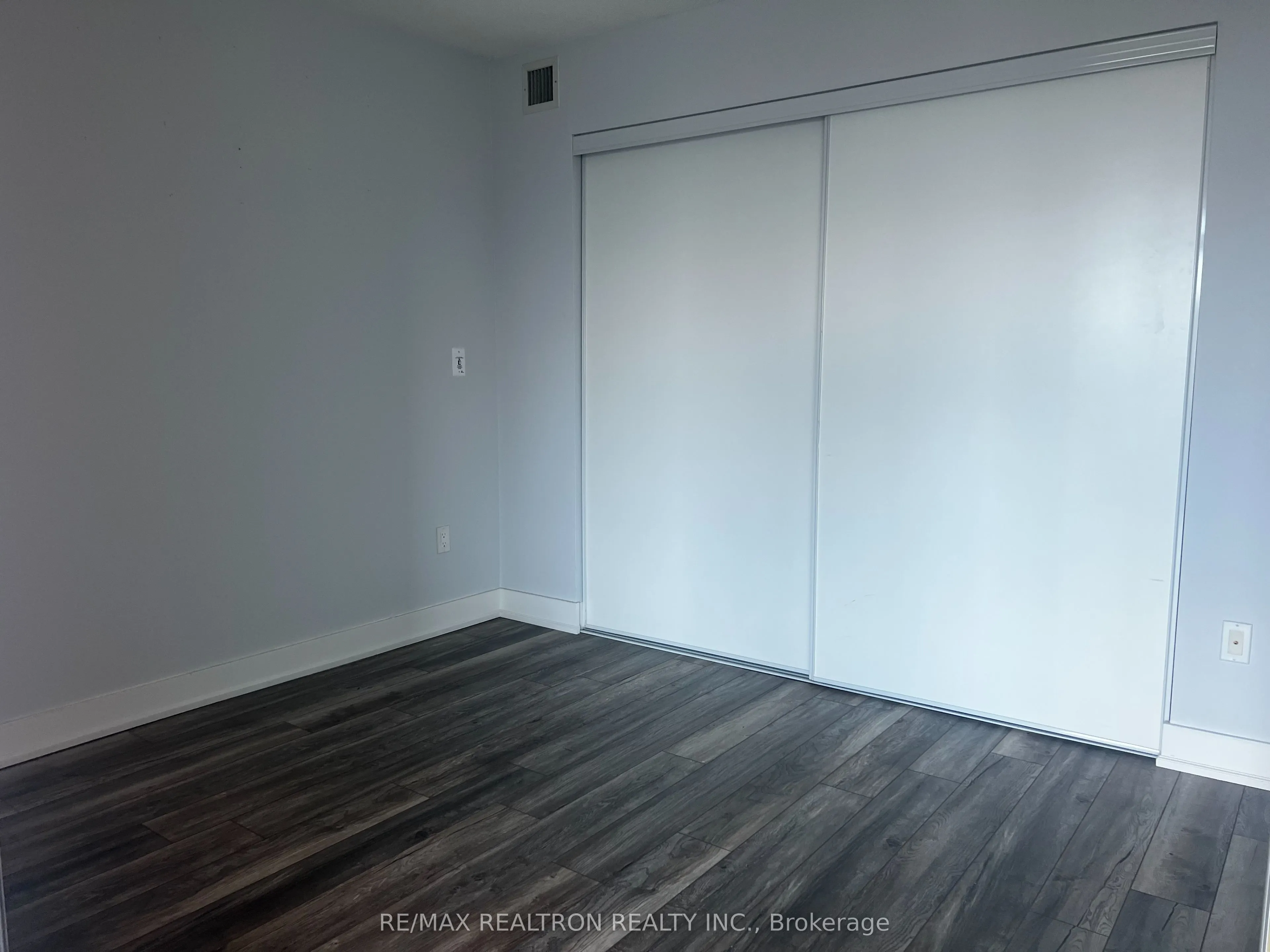 1048 Broadview Avenue, #2002