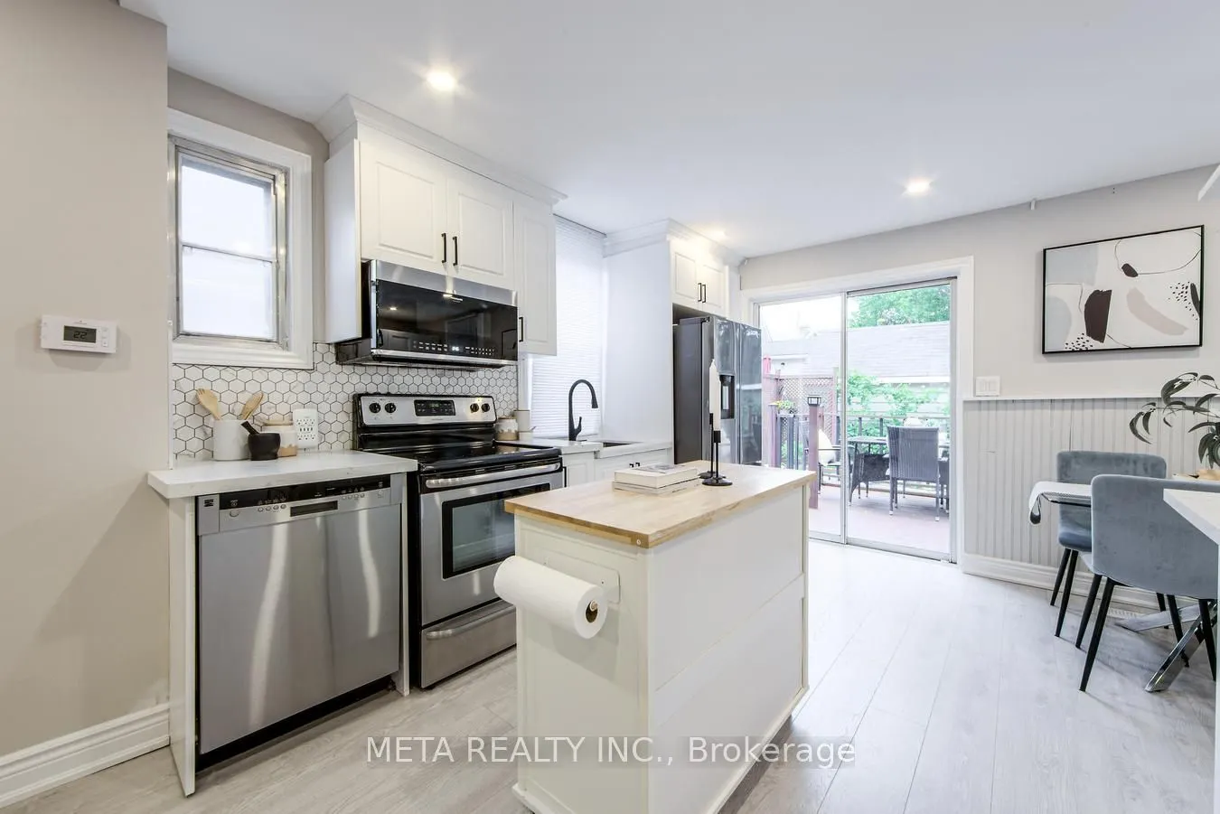 340 French Street