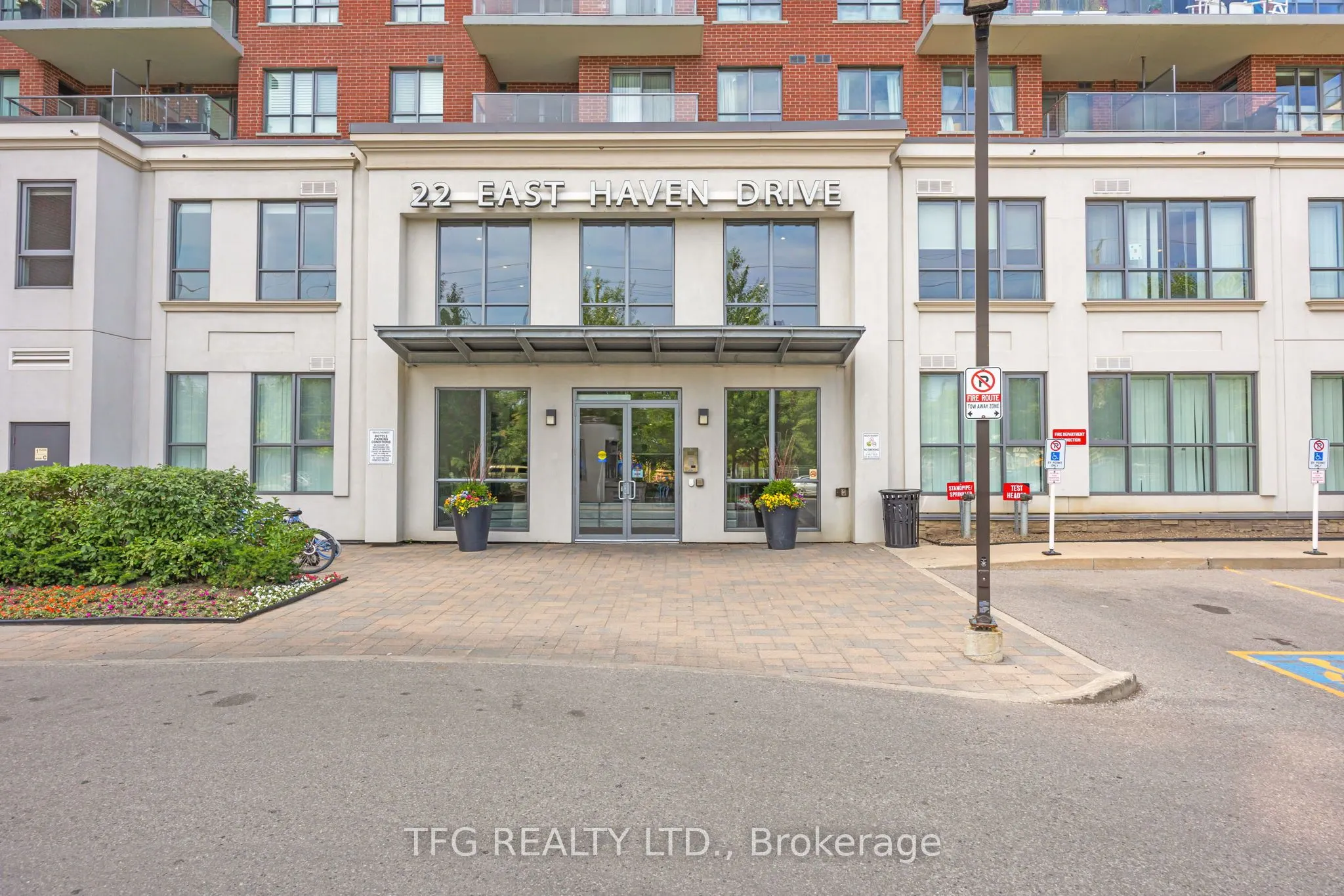 22 East Haven Drive, #827