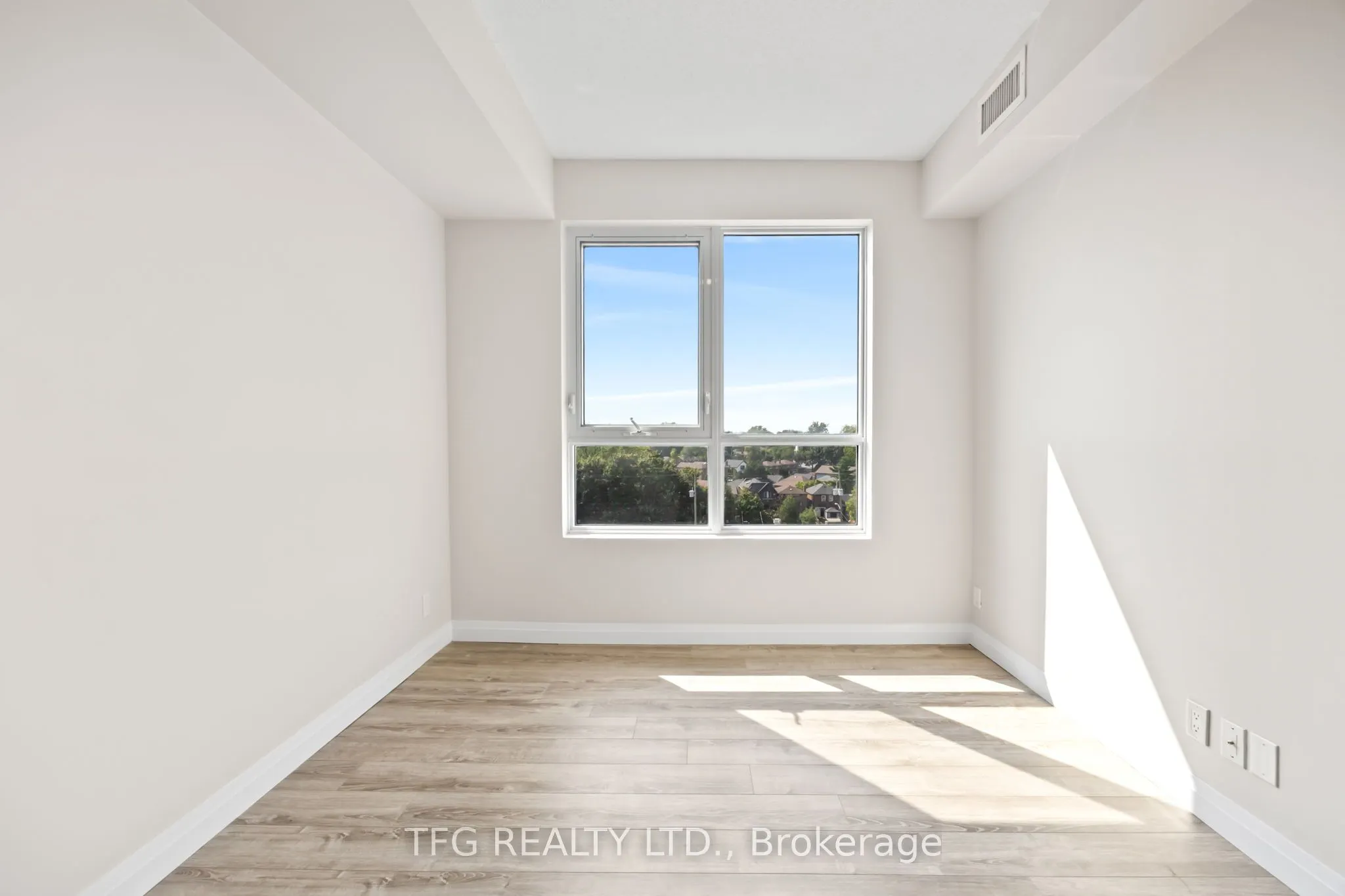 22 East Haven Drive, #827