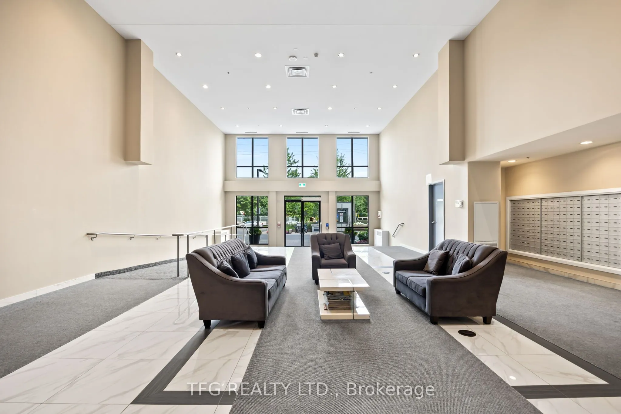 22 East Haven Drive, #827