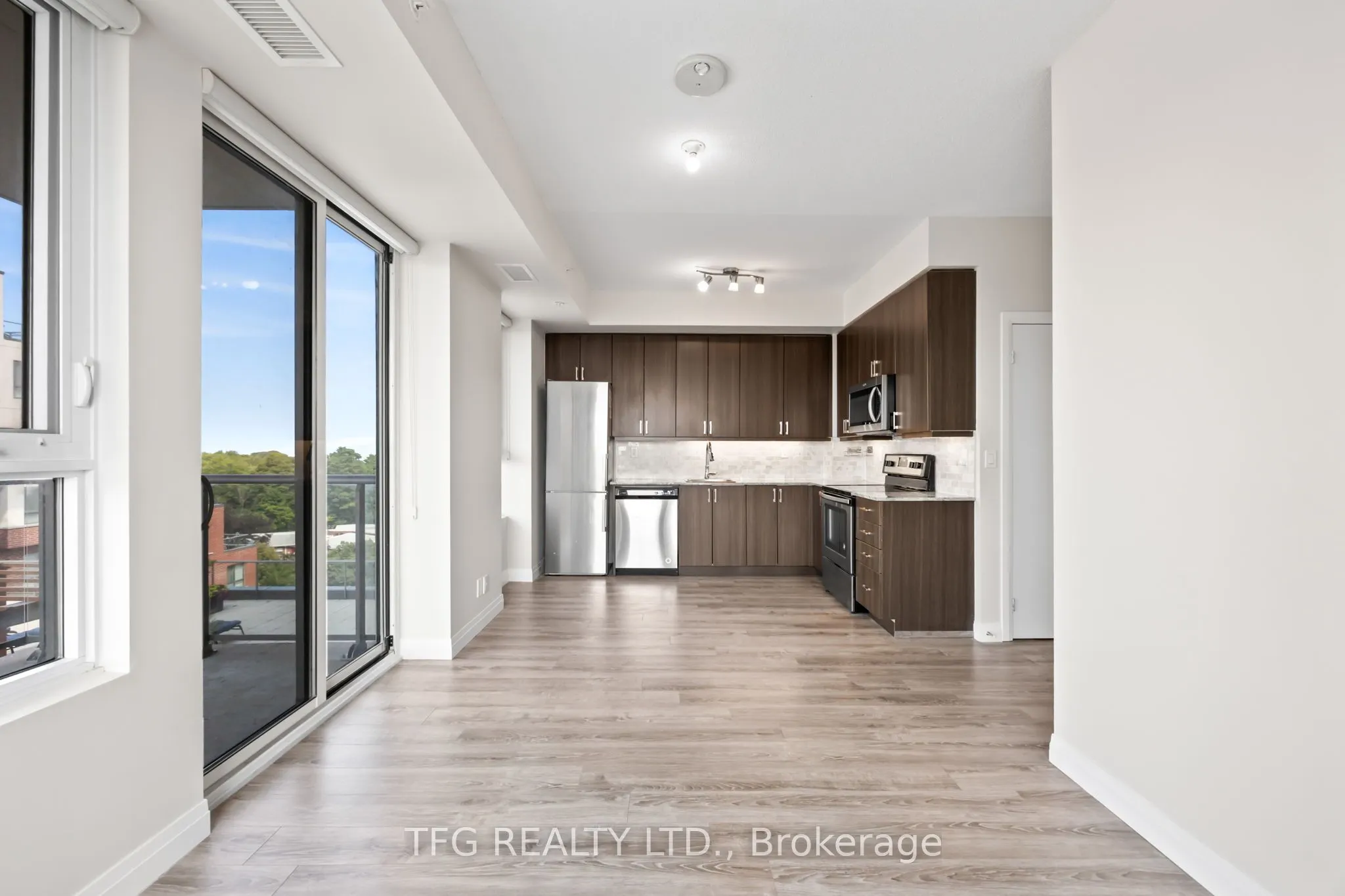 22 East Haven Drive, #827