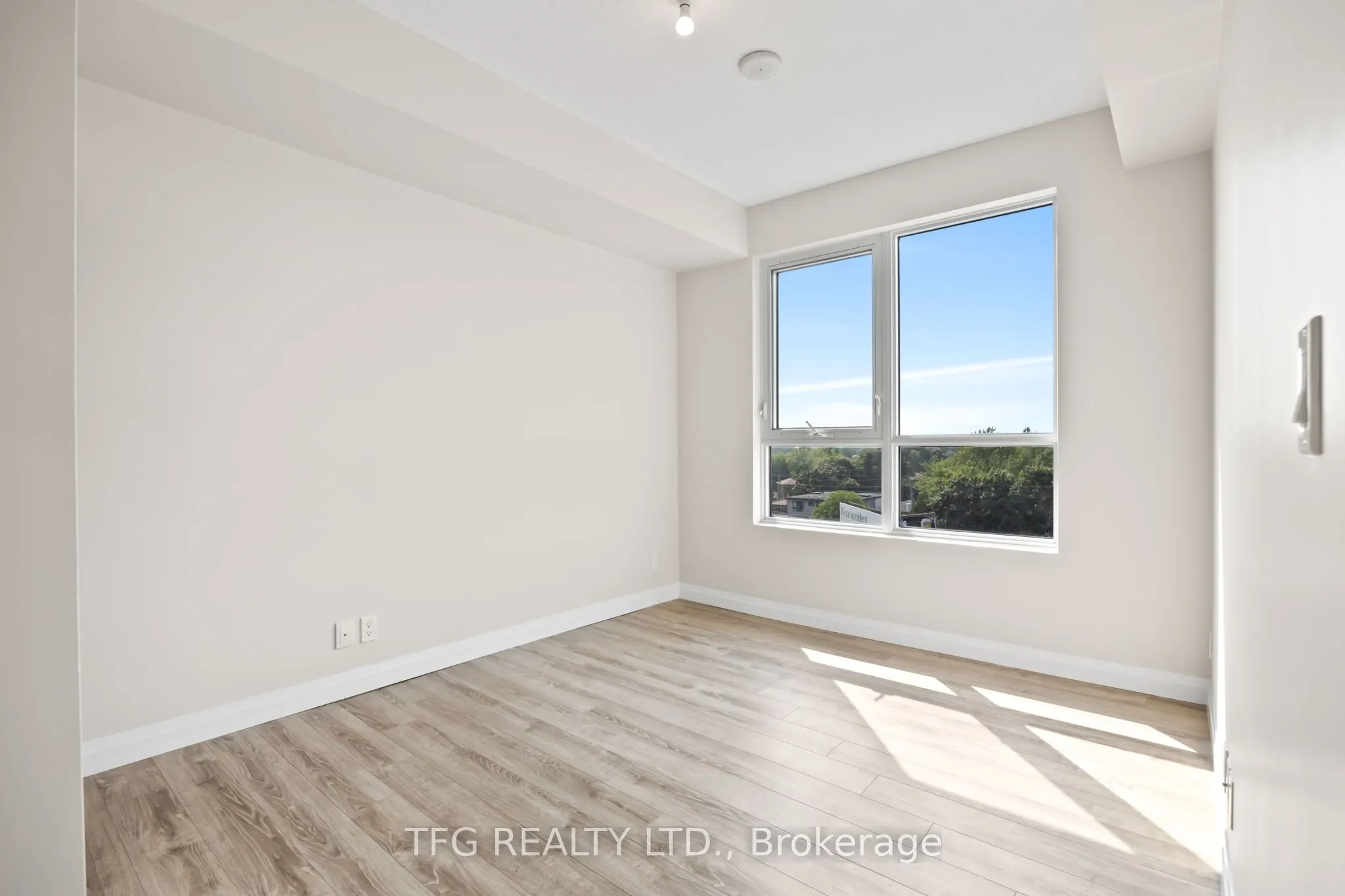 22 East Haven Drive, #827