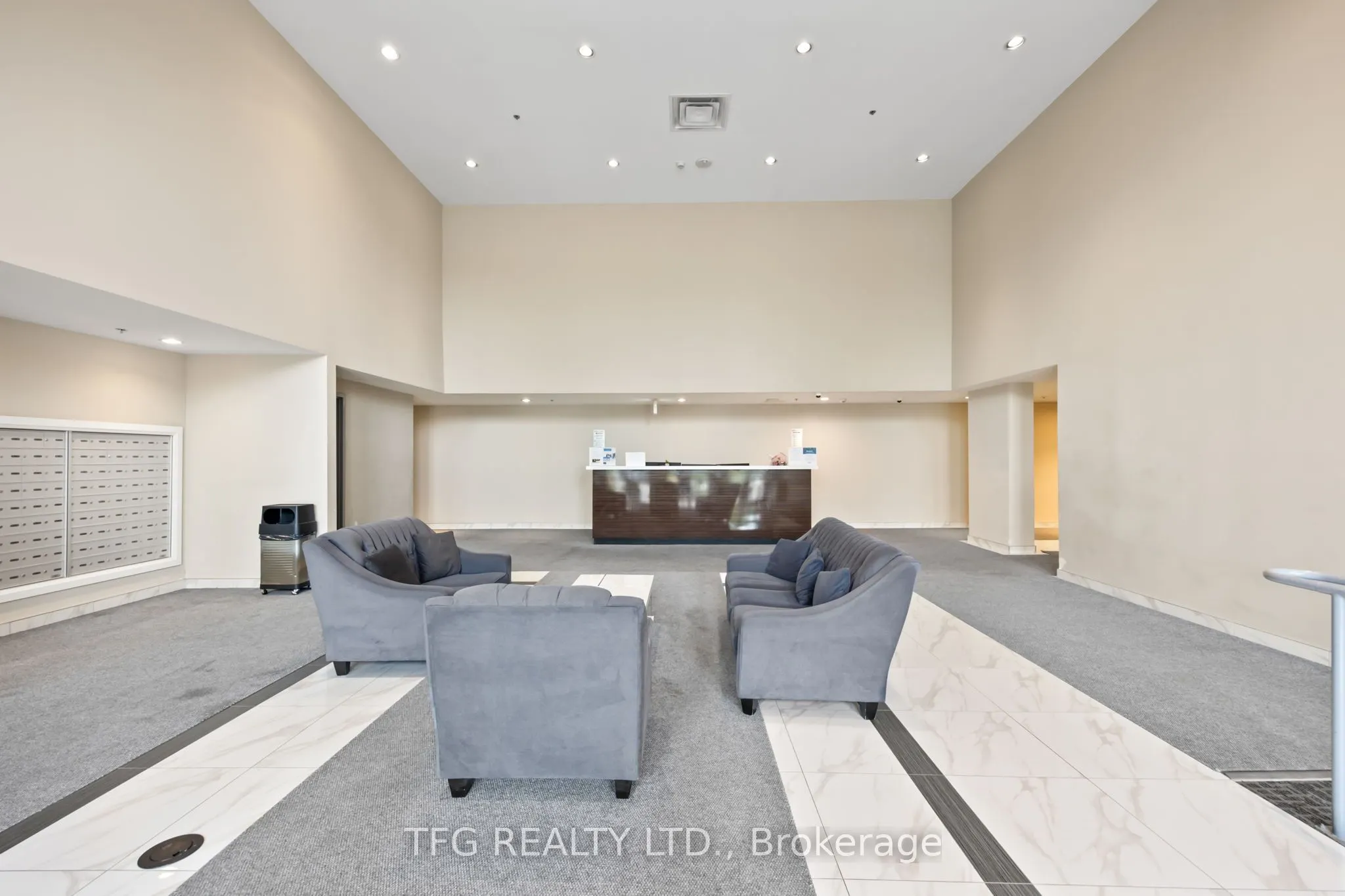 22 East Haven Drive, #827