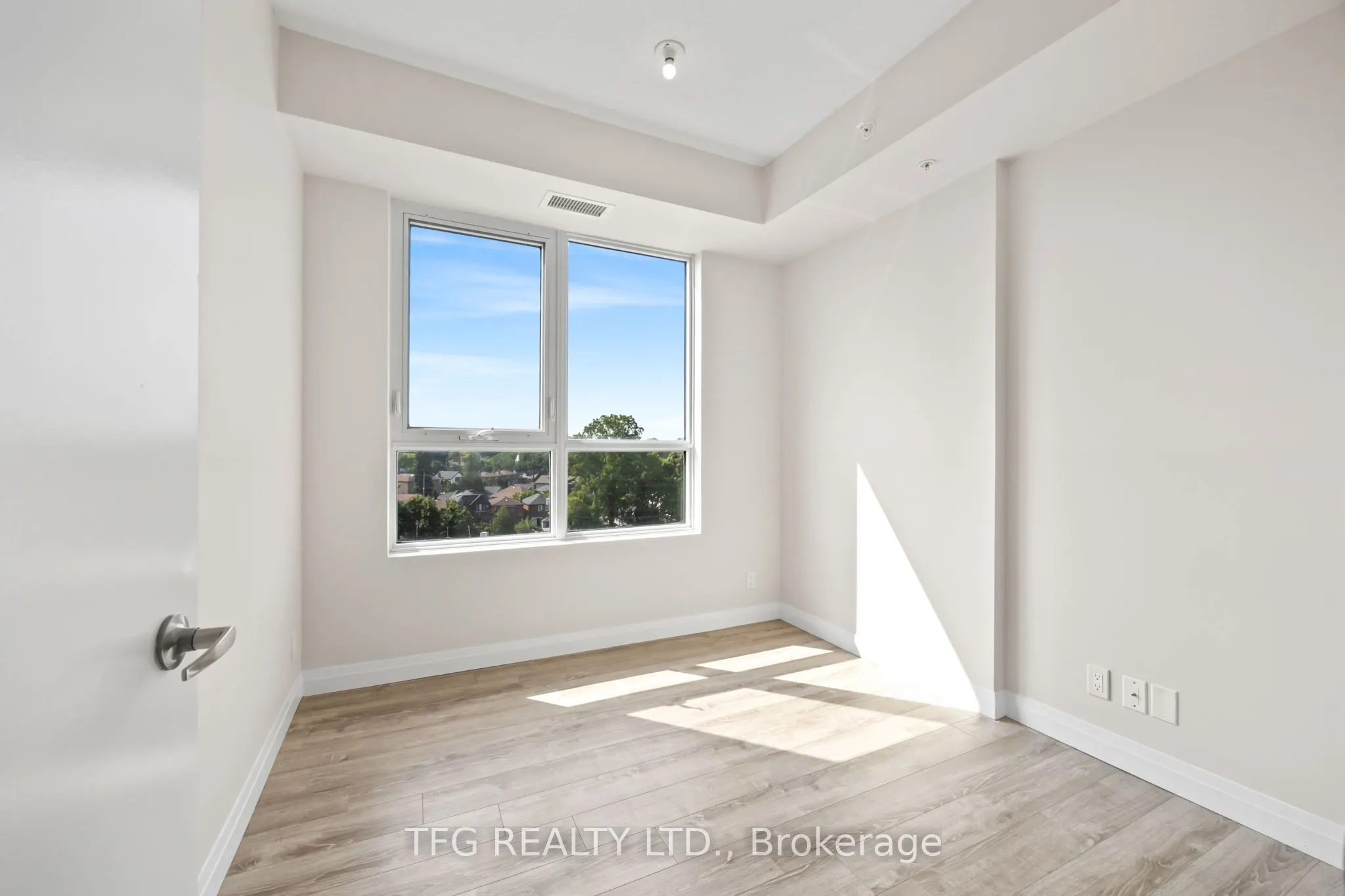 22 East Haven Drive, #827