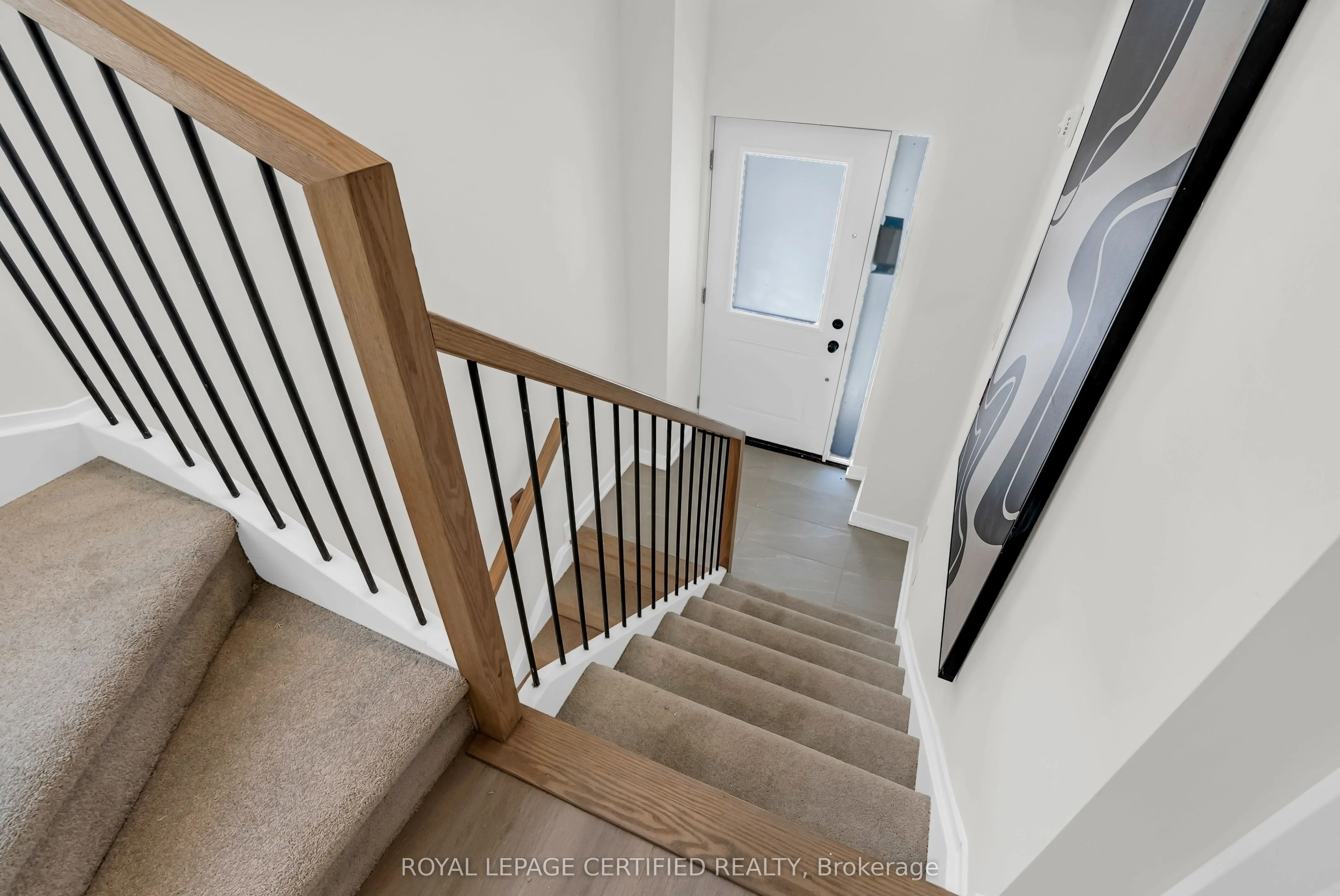 400 Mary Street E, #19