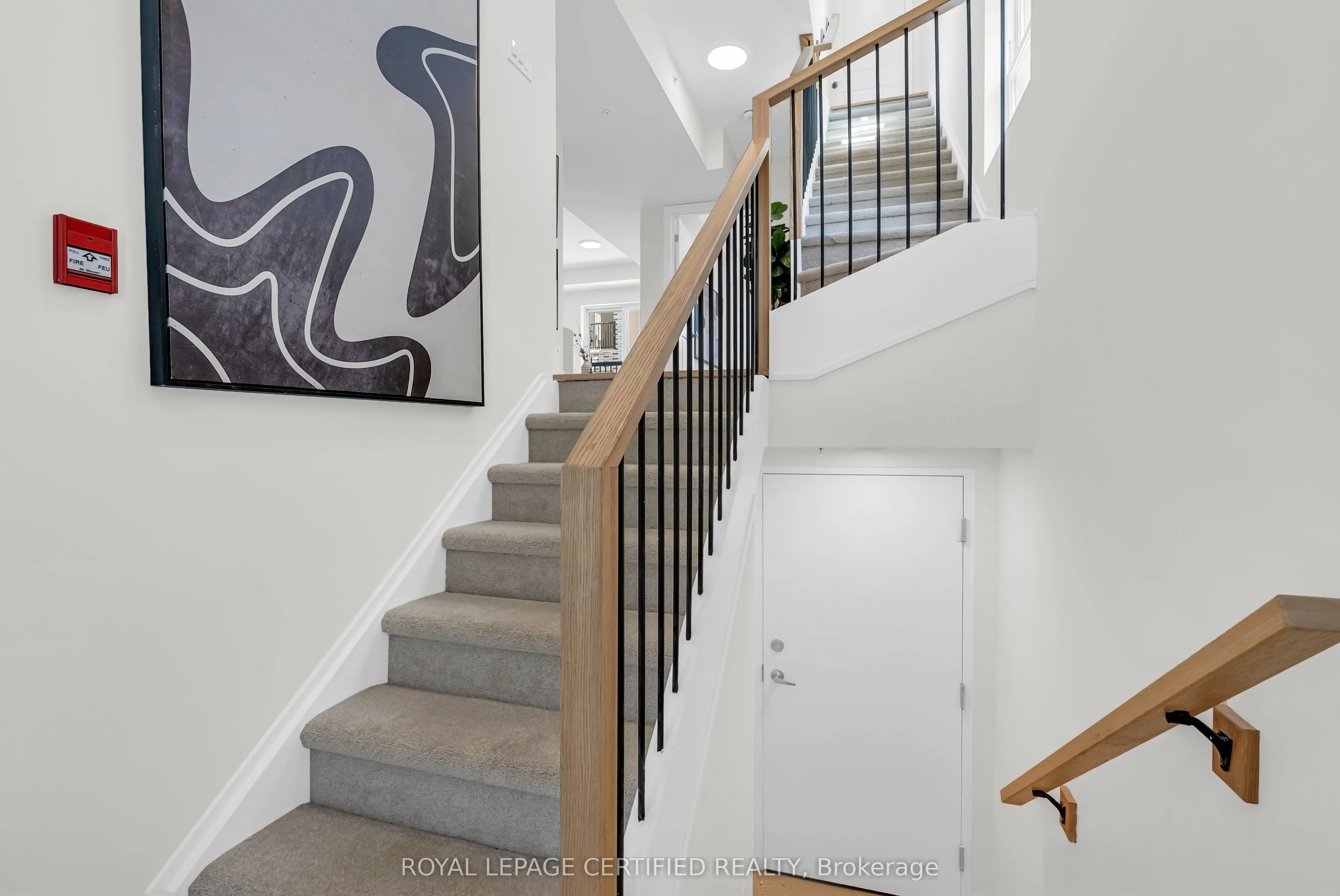 400 Mary Street E, #19