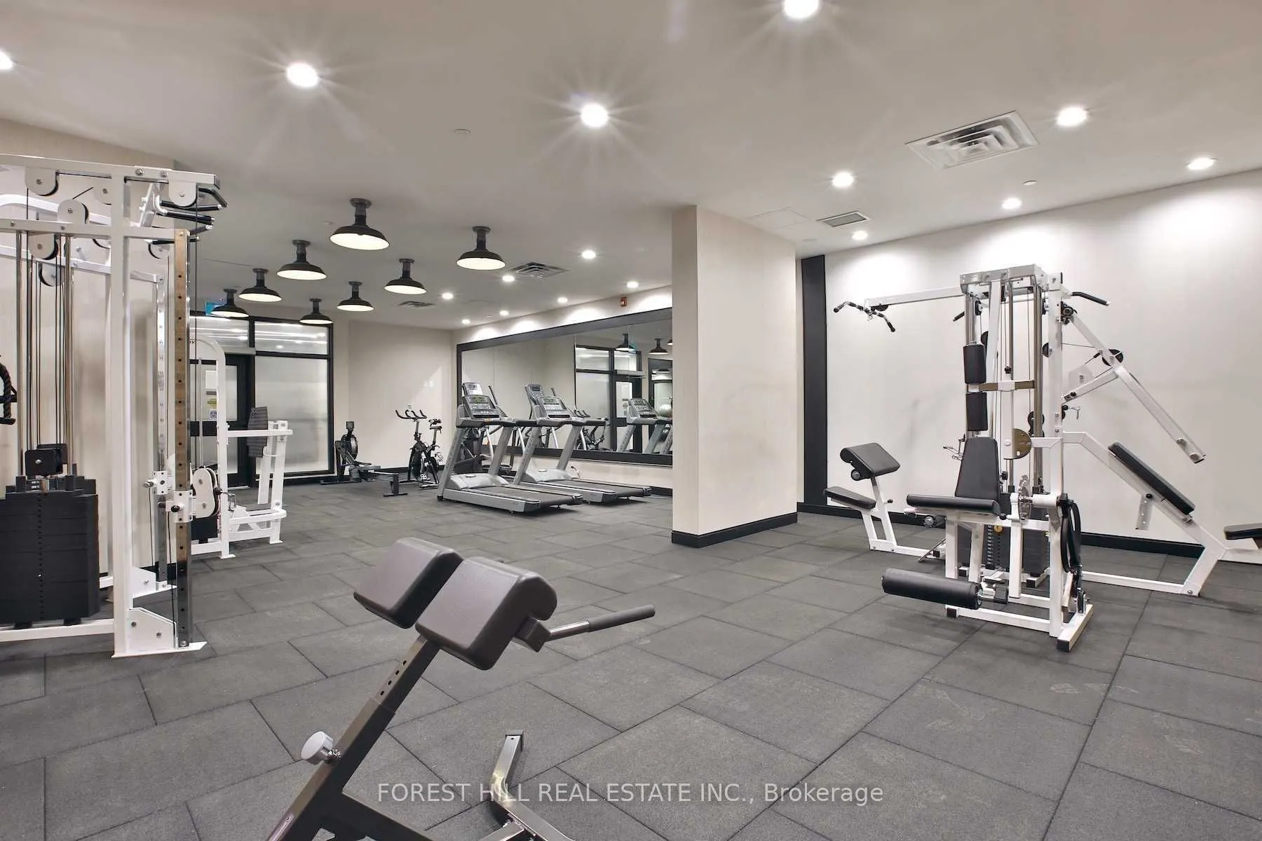 899 Queen Street E, #402