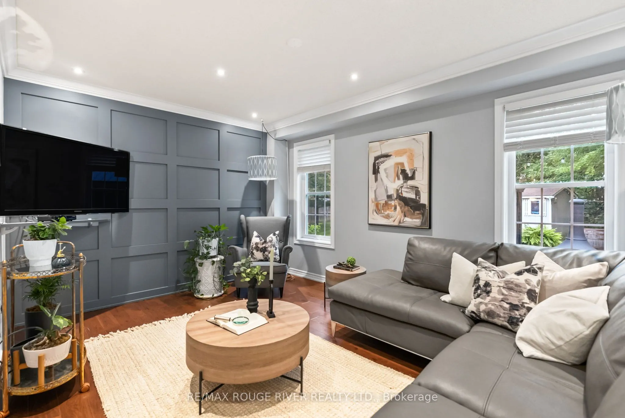 53 Cranborne Crescent