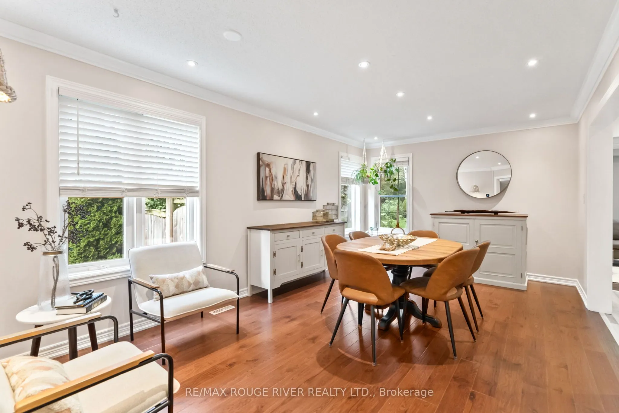 53 Cranborne Crescent