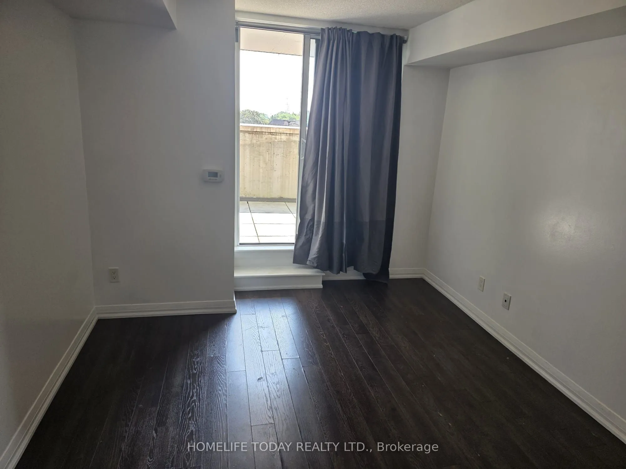 30 Meadowglen Place, #201