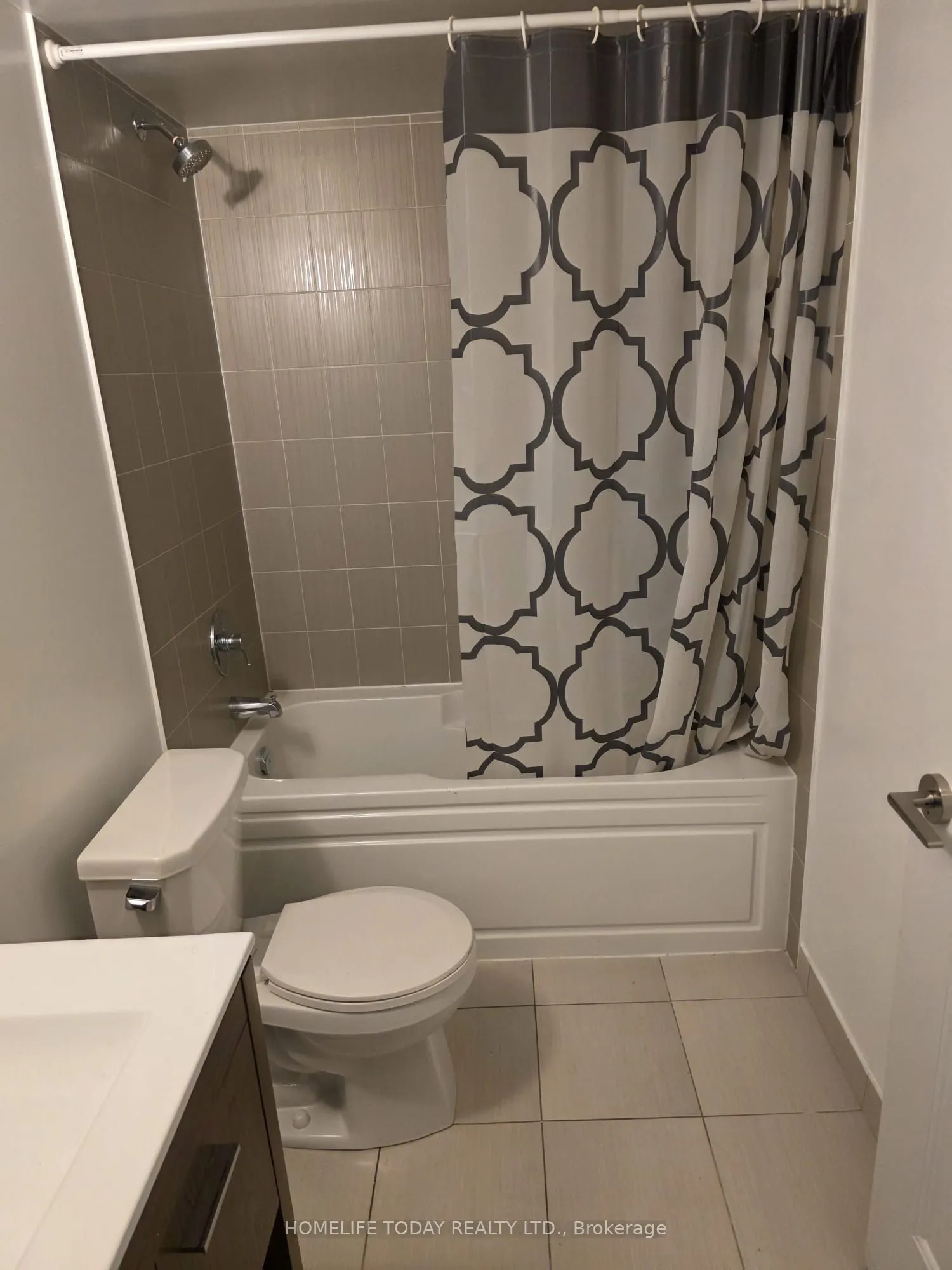 30 Meadowglen Place, #201