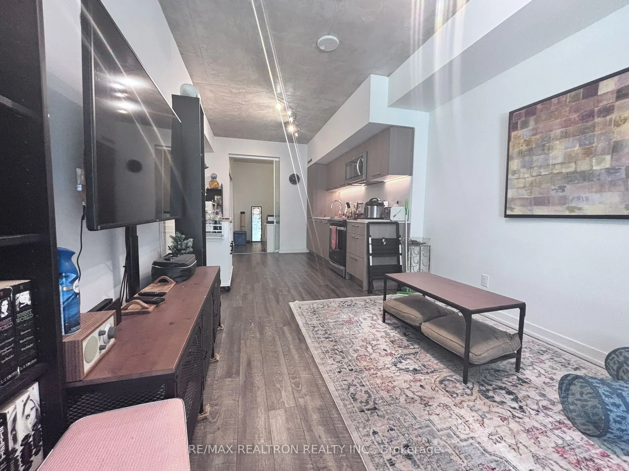 45 Baseball Place, #207