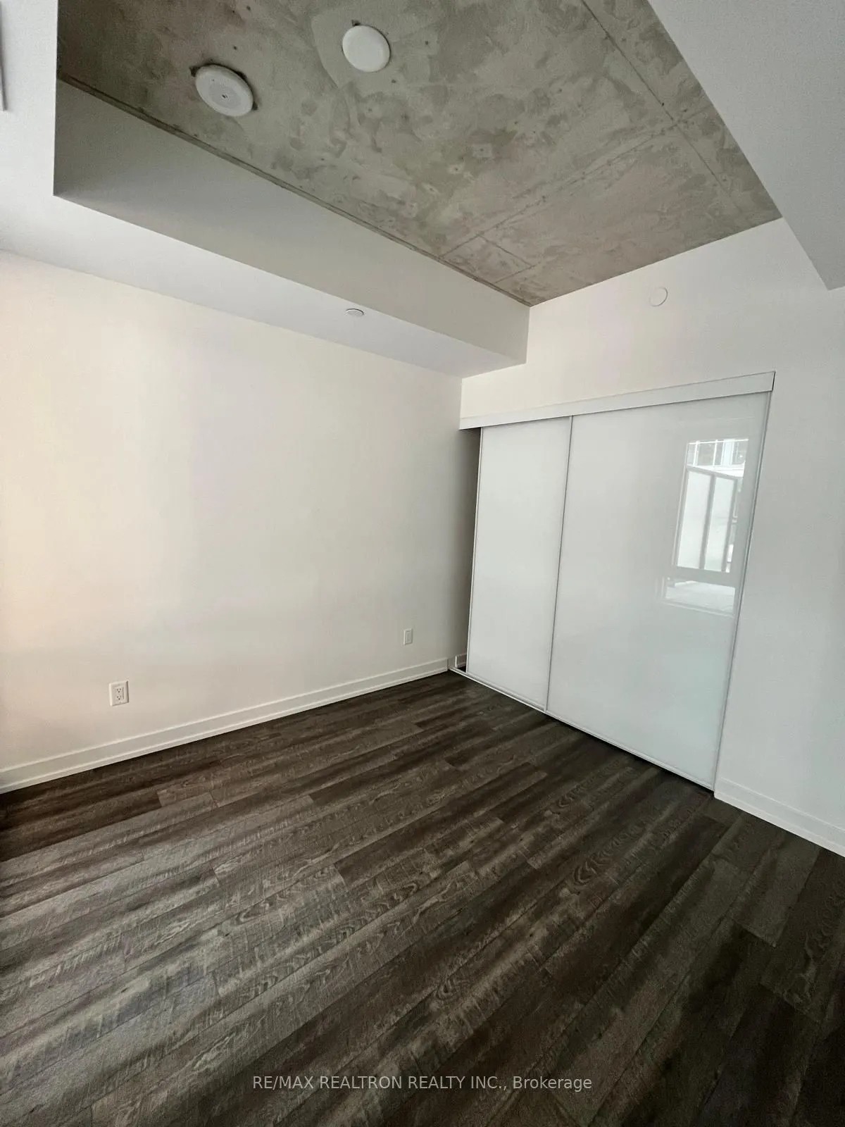 45 Baseball Place, #207