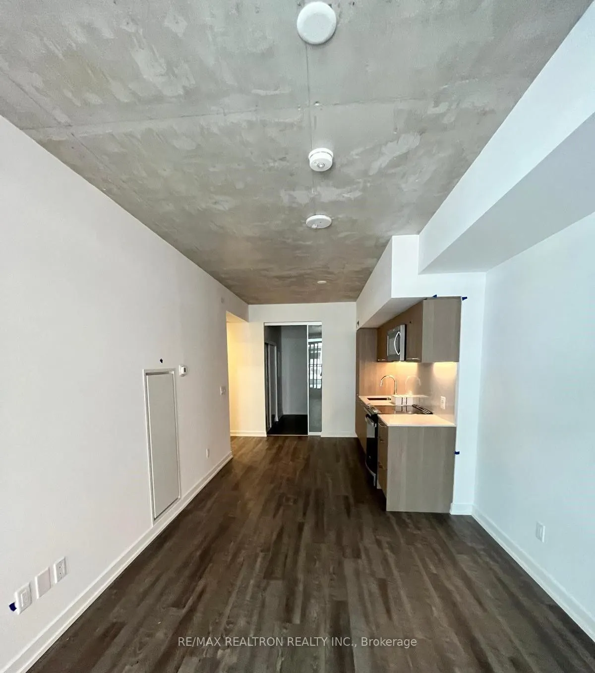 45 Baseball Place, #207