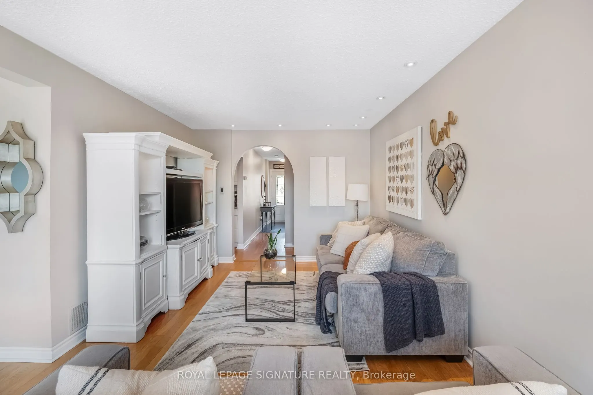 66 Springhouse Square