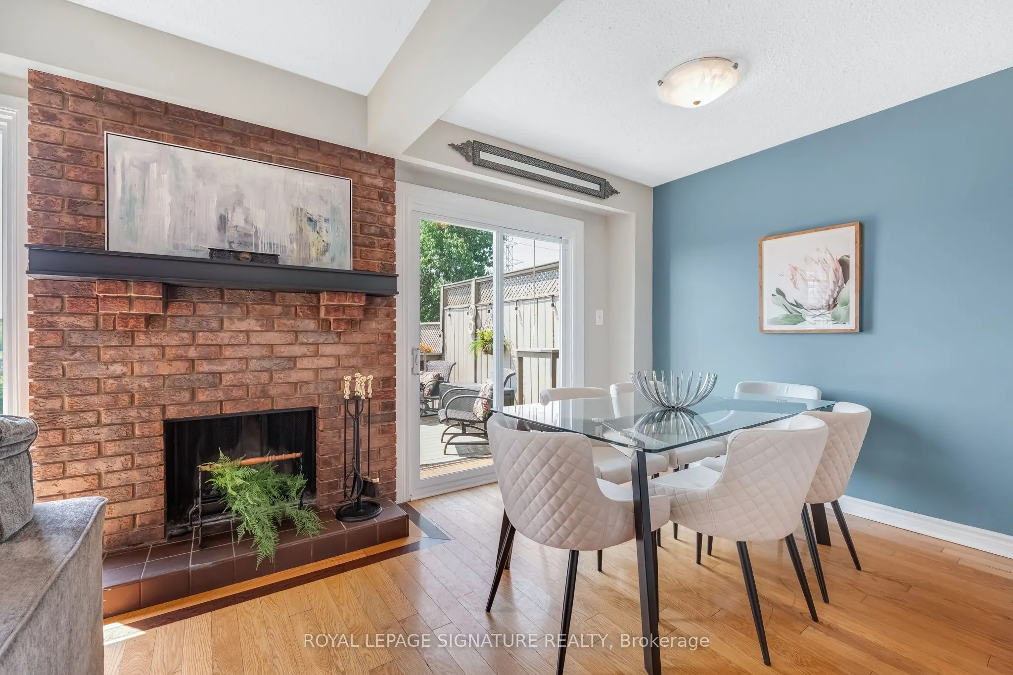 66 Springhouse Square