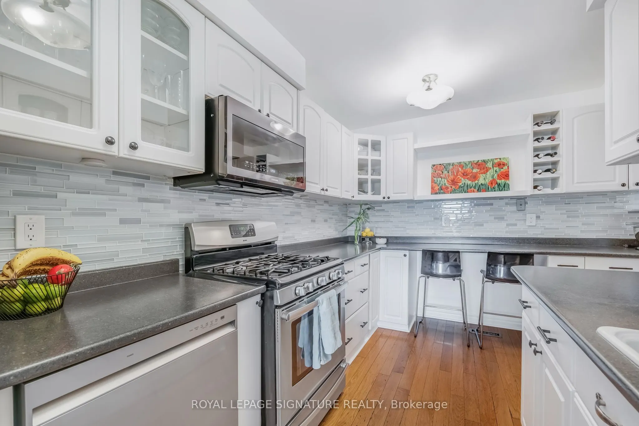 66 Springhouse Square