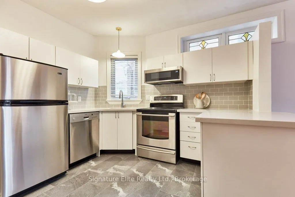 200 Heward Avenue, #Main