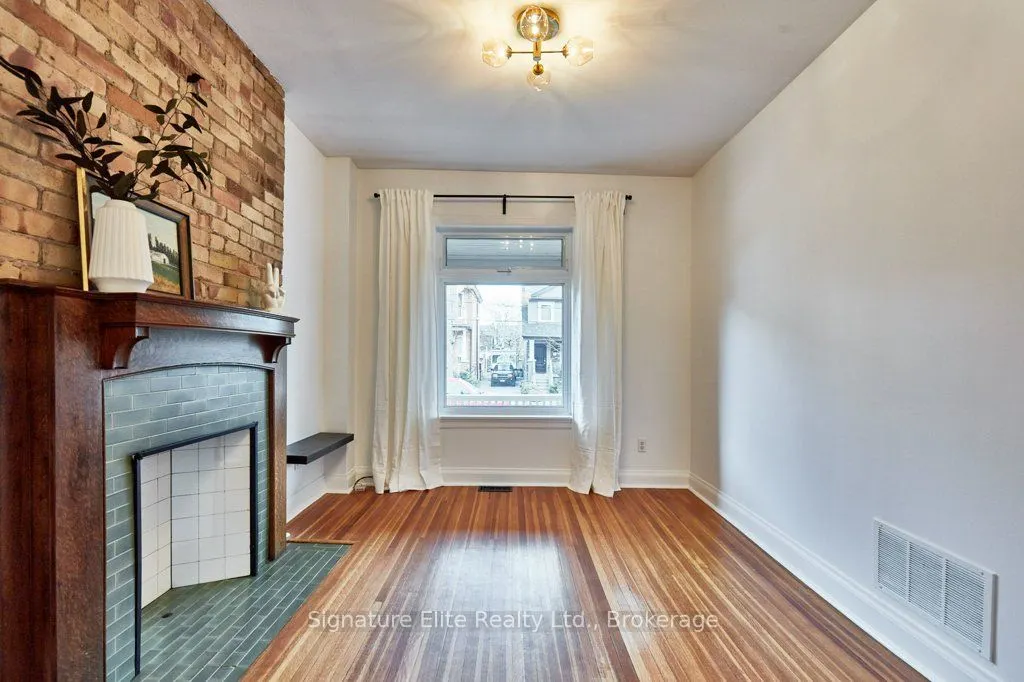 200 Heward Avenue, #Main