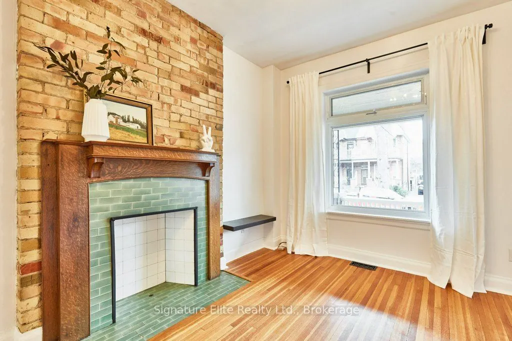 200 Heward Avenue, #Main