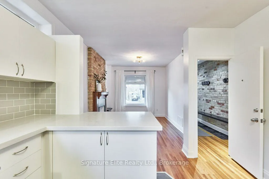 200 Heward Avenue, #Main