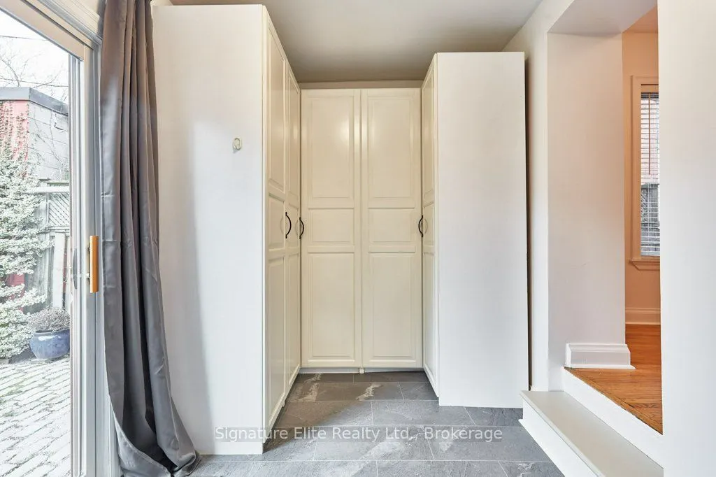 200 Heward Avenue, #Main