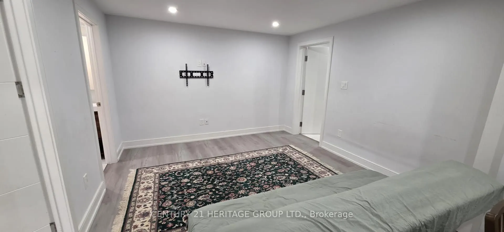 404 Huntingwood Drive