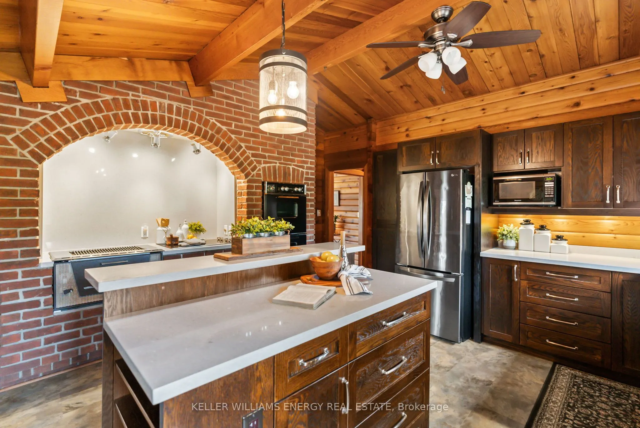7368 Mercer Road