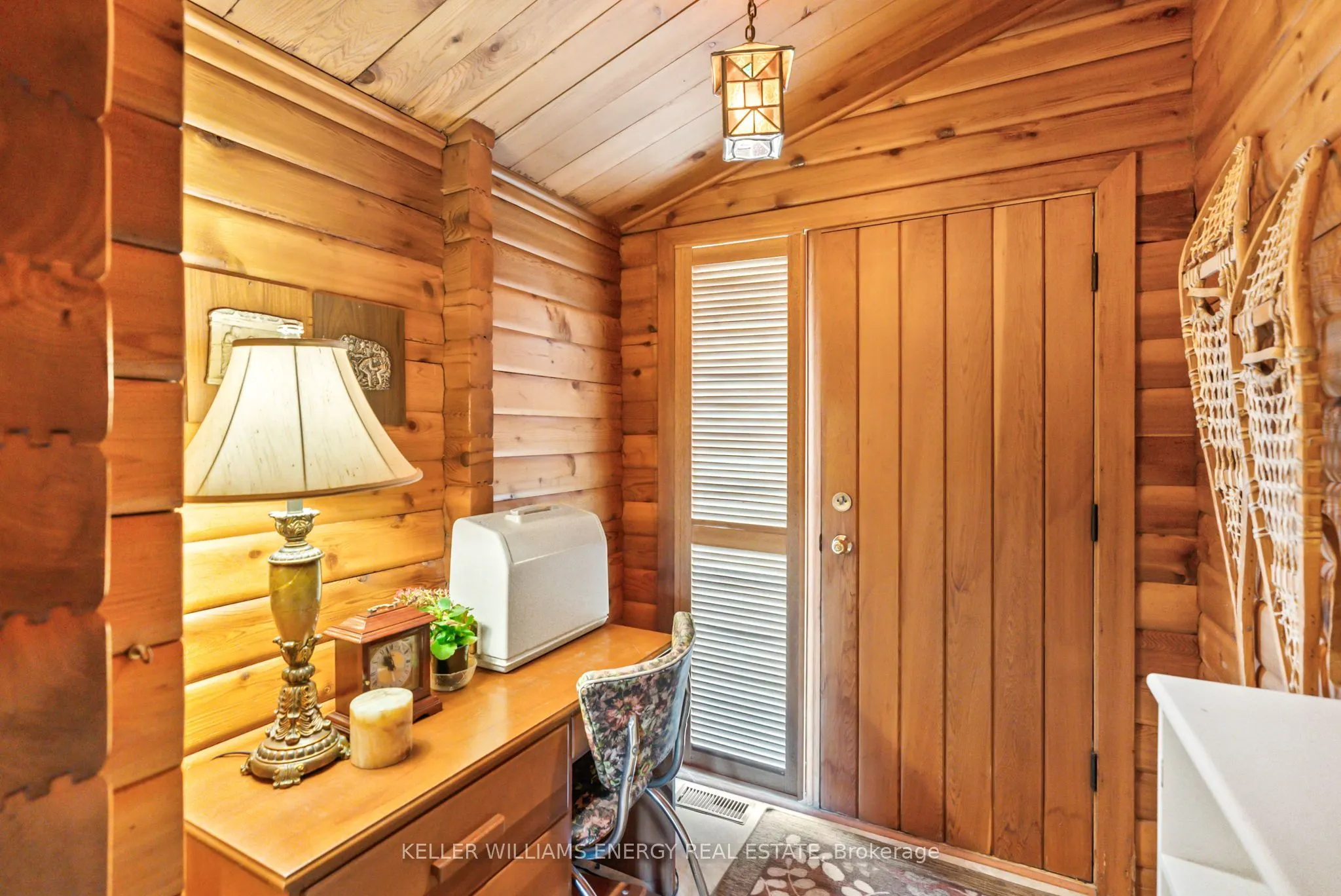 7368 Mercer Road